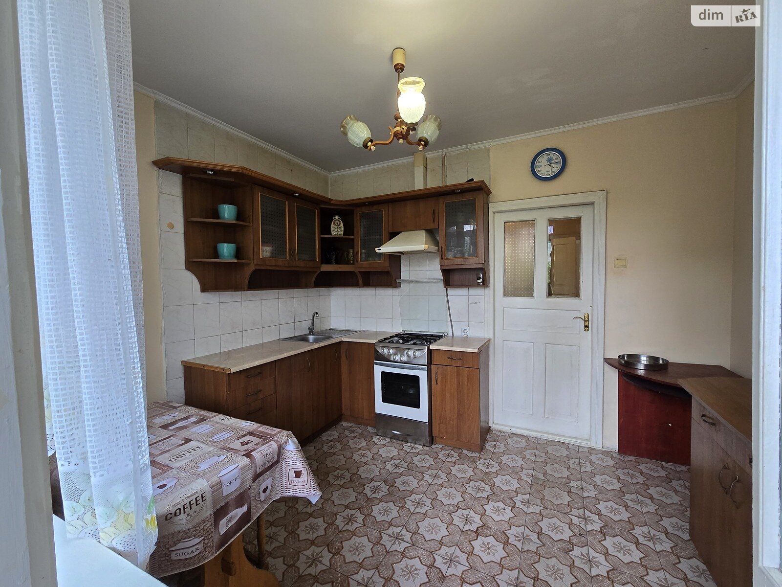 Продажа трехкомнатной квартиры в Львове, на ул. Сиховская 15, район Сыхов фото 1 Продажа трехкомнатной квартиры в Львове, на ул. Сиховская 15, район Сыхов фото 1