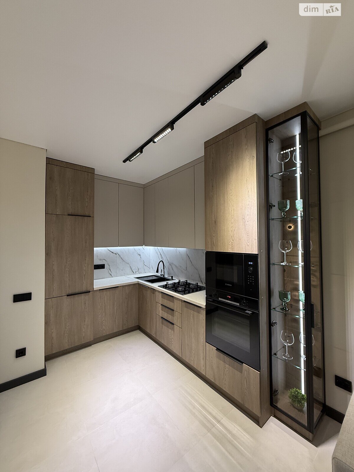 Продажа двухкомнатной квартиры в Львове, на ул. Владимира Навроцкого 4, кв. 136, район Сыхов фото 1