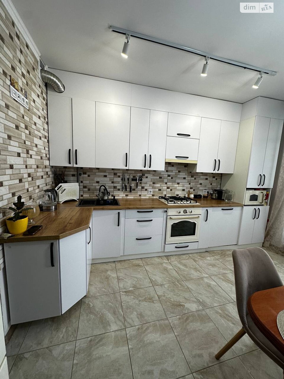 Продажа двухкомнатной квартиры в Львове, на ул. Зеленая 281Б, район Сыхов фото 1 Продажа двухкомнатной квартиры в Львове, на ул. Зеленая 281Б, район Сыхов фото 1