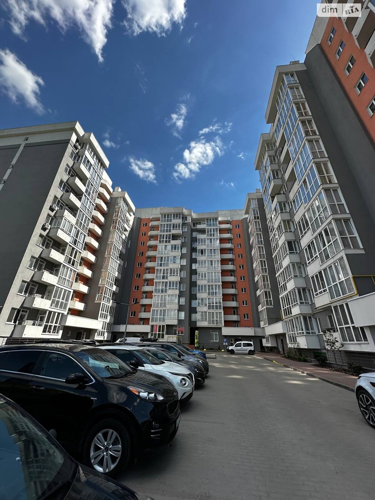 Продажа двухкомнатной квартиры в Львове, на ул. Зеленая 281Б, район Сыхов фото 1 Продажа двухкомнатной квартиры в Львове, на ул. Зеленая 281Б, район Сыхов фото 1