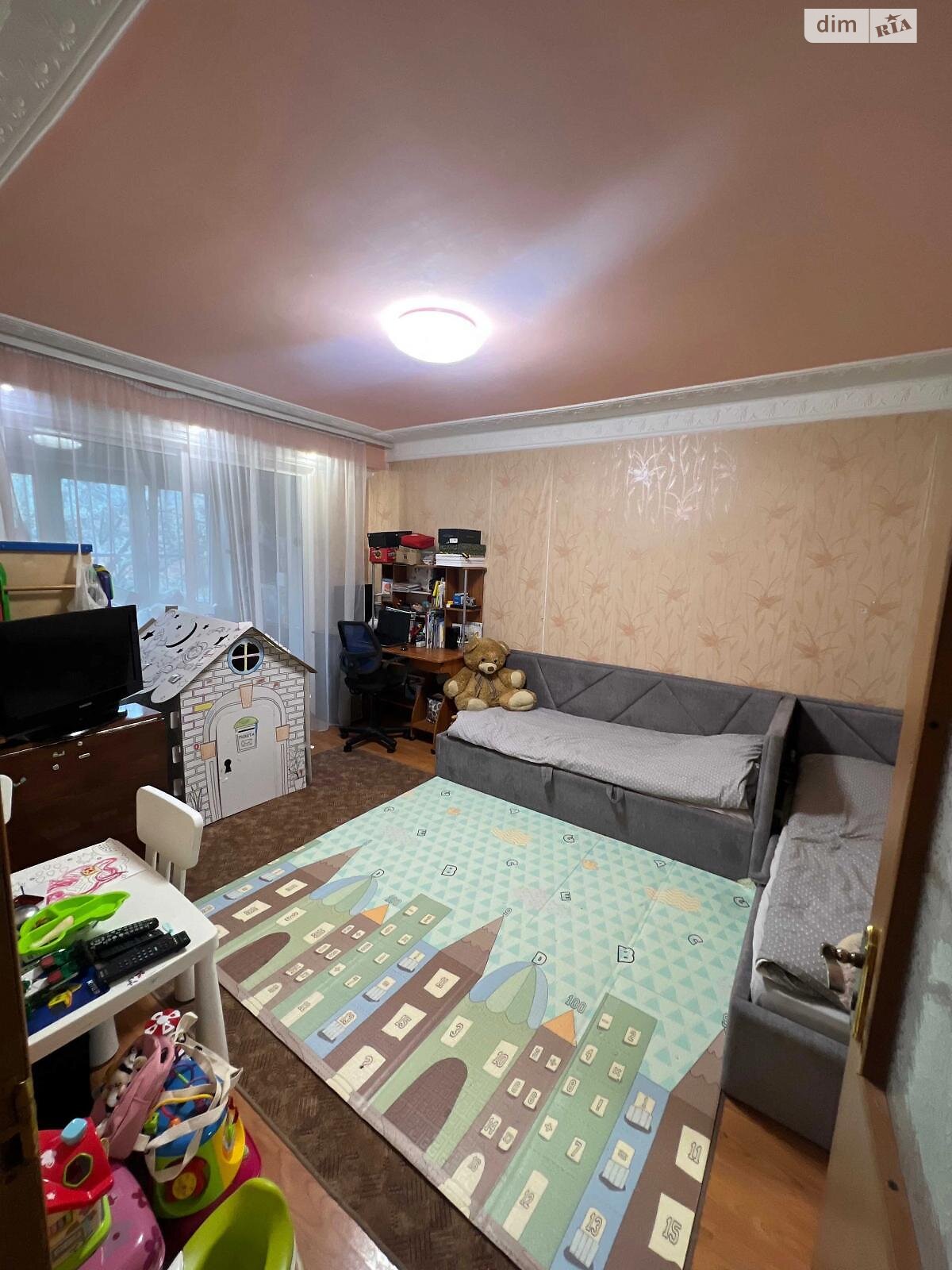 Продаж двокімнатної квартири в Львові, на вул. Зубрівська, район Сихів фото 1 Продаж двокімнатної квартири в Львові, на вул. Зубрівська, район Сихів фото 1