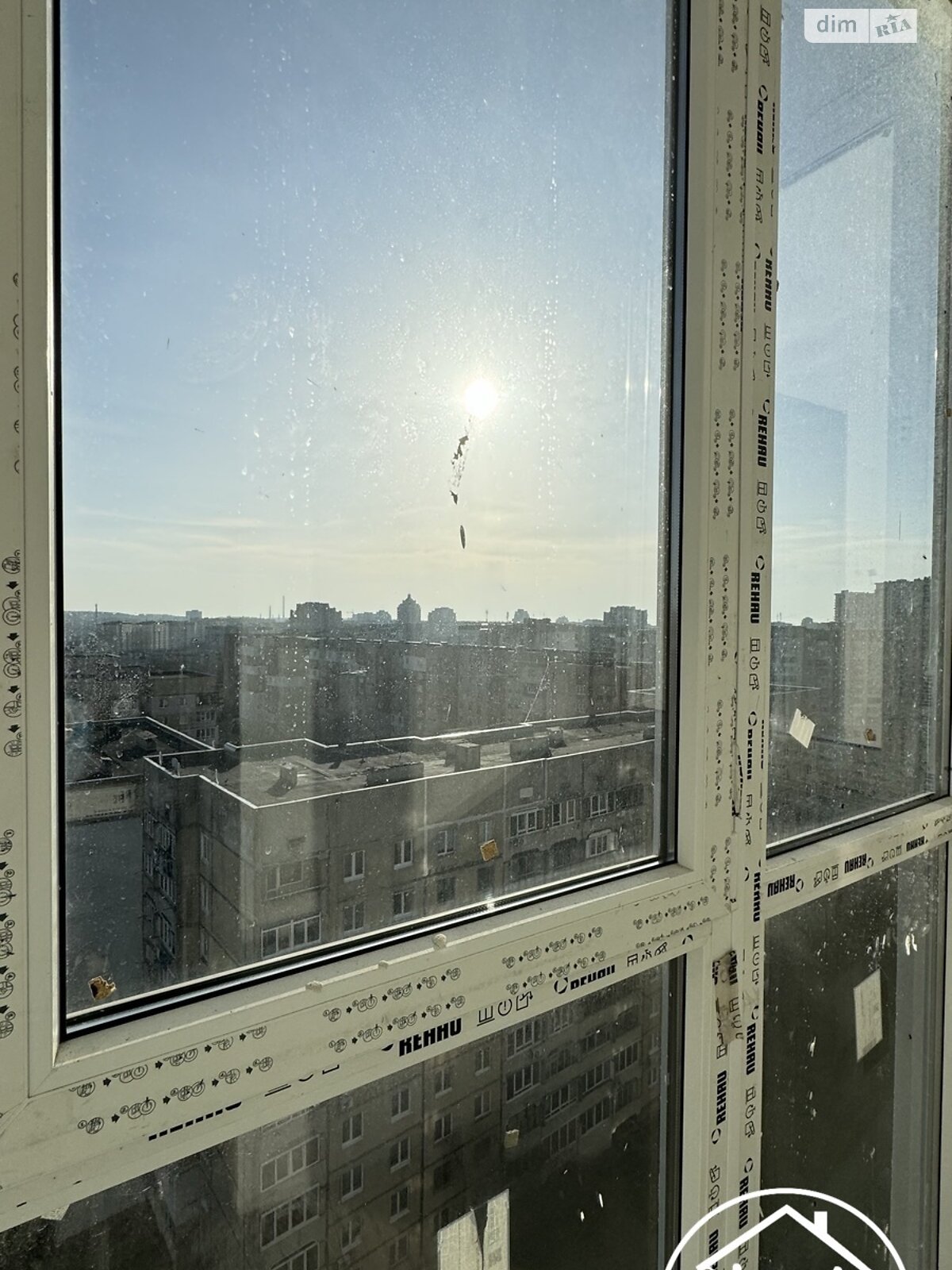Продажа трехкомнатной квартиры в Львове, на ул. Бережанская, район Сыховский фото 1