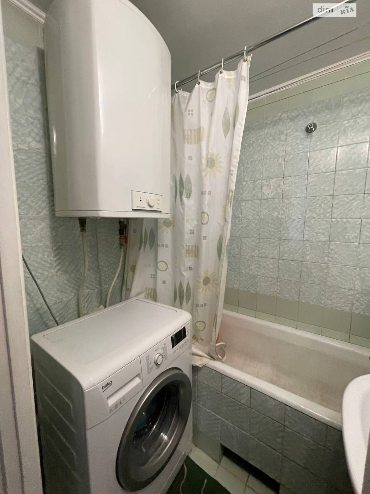 Продажа четырехкомнатной квартиры в Львове, на ул. Чукарина, район Сыховский фото 1 Продажа четырехкомнатной квартиры в Львове, на ул. Чукарина, район Сыховский фото 1