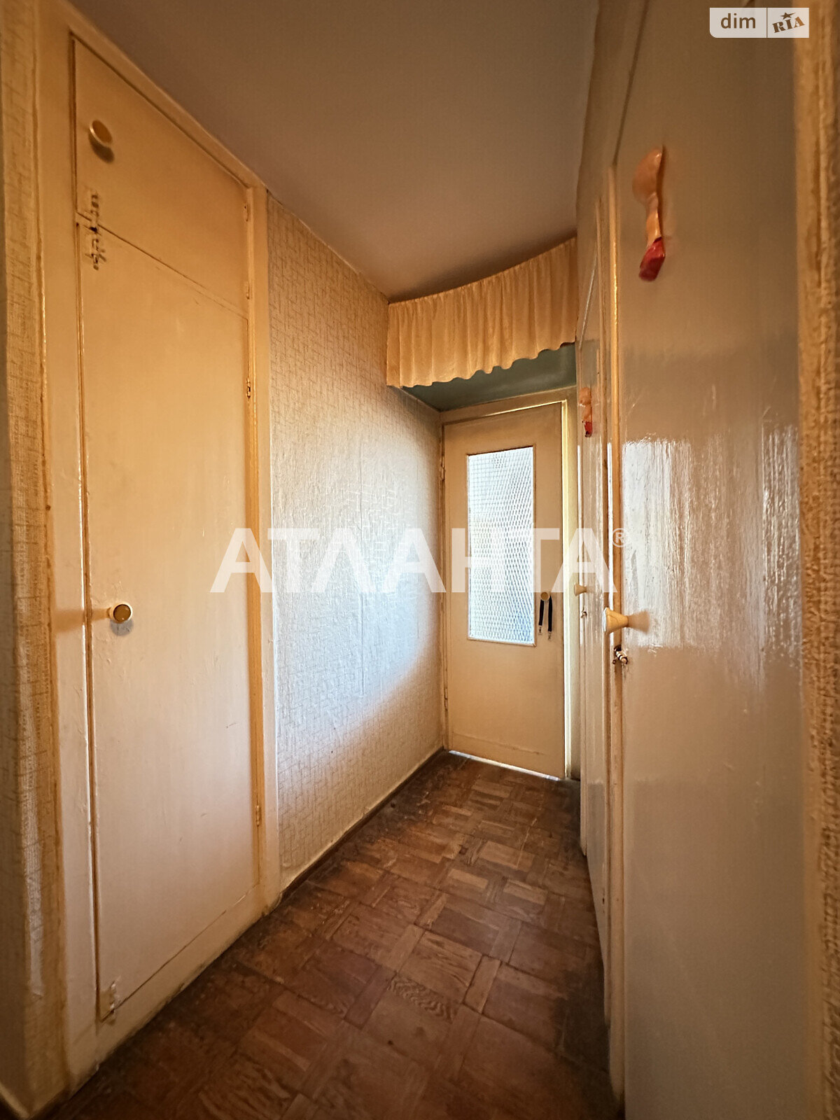 Продажа трехкомнатной квартиры в Львове, на ул. Гашека Ярослава, район Франковский фото 1 Продажа трехкомнатной квартиры в Львове, на ул. Гашека Ярослава, район Франковский фото 1