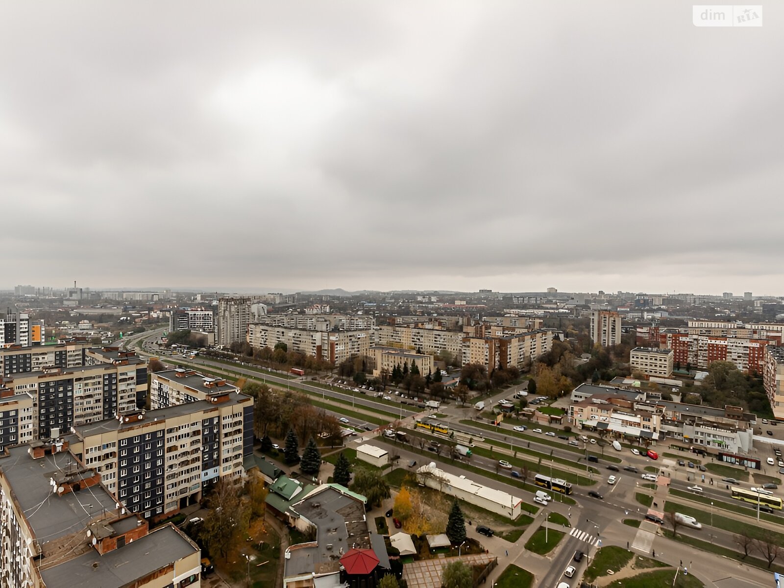 Продаж однокімнатної квартири в Львові, на просп. Червоної Калини, район Сихівський фото 1 Продаж однокімнатної квартири в Львові, на просп. Червоної Калини, район Сихівський фото 1