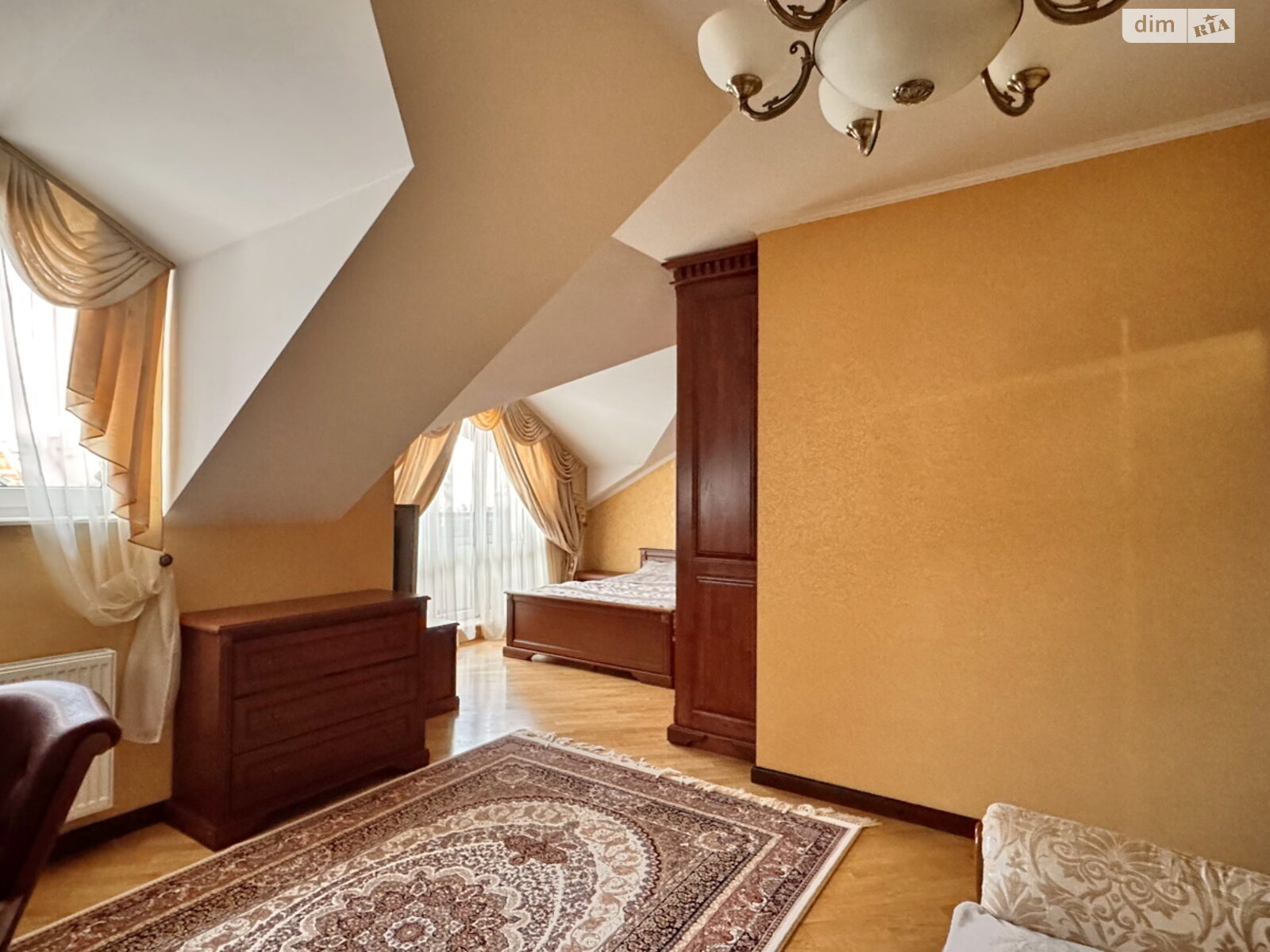 Продажа четырехкомнатной квартиры в Львове, на ул. Михаила Драгана 9, район Сыховский фото 1