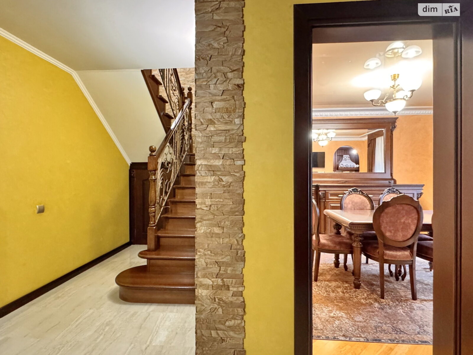 Продажа четырехкомнатной квартиры в Львове, на ул. Михаила Драгана 9, район Сыховский фото 1