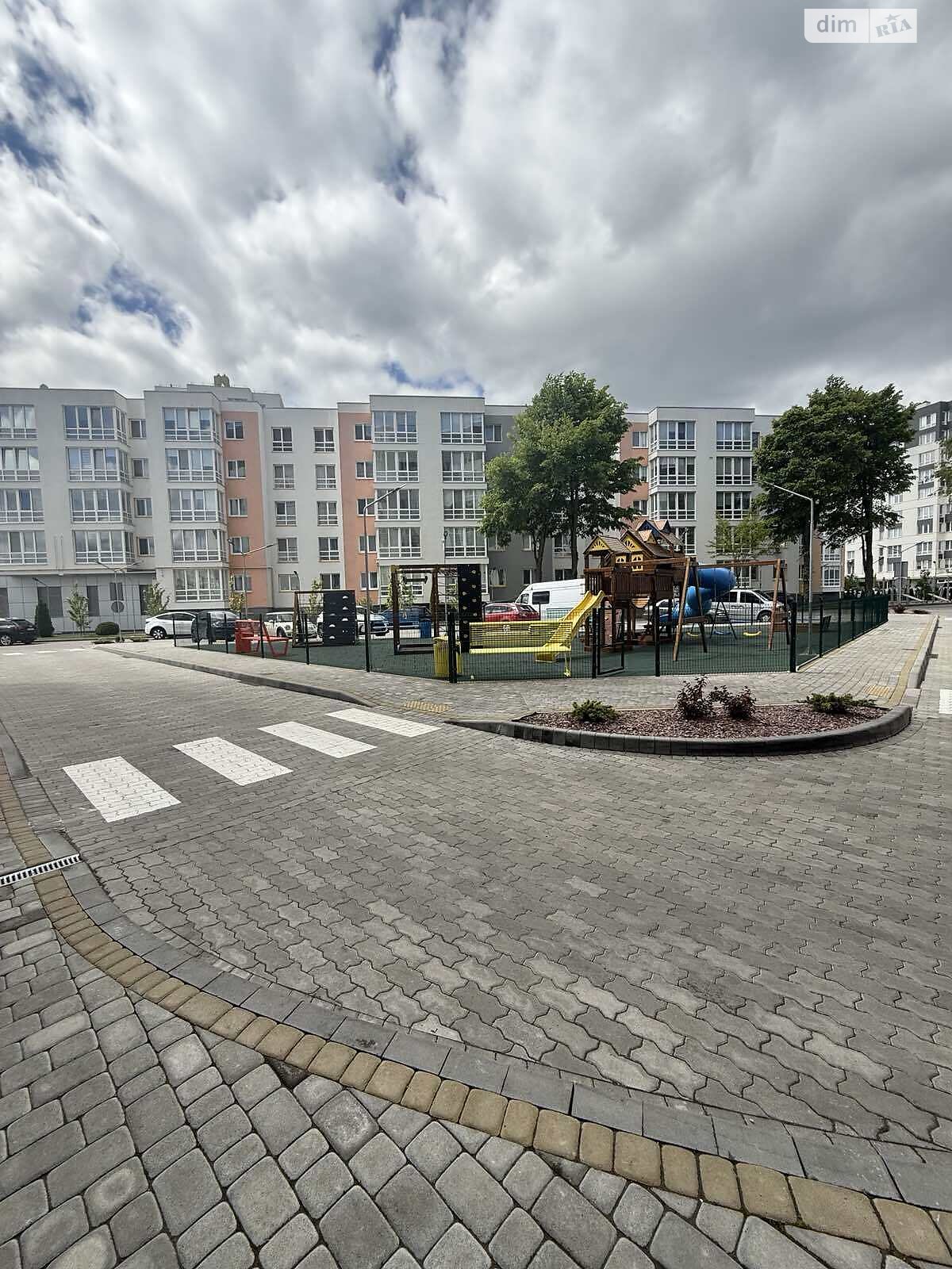 Продажа двухкомнатной квартиры в Львове, на ул. Миклеша Карла, район Сыховский фото 1 Продажа двухкомнатной квартиры в Львове, на ул. Миклеша Карла, район Сыховский фото 1