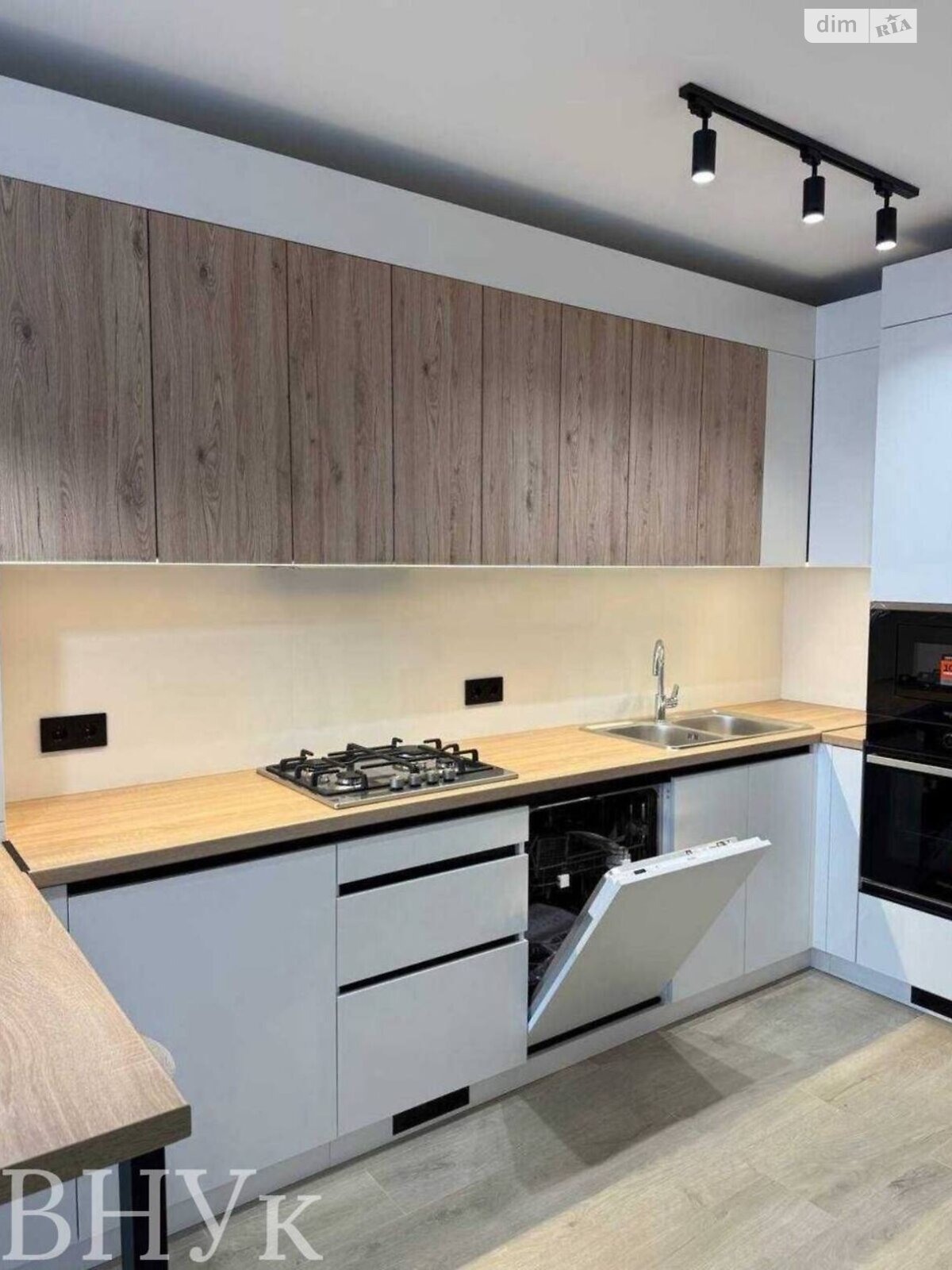 Продаж однокімнатної квартири в Львові, на вул. Мікльоша Карла 20А, район Сихівський фото 1 Продаж однокімнатної квартири в Львові, на вул. Мікльоша Карла 20А, район Сихівський фото 1