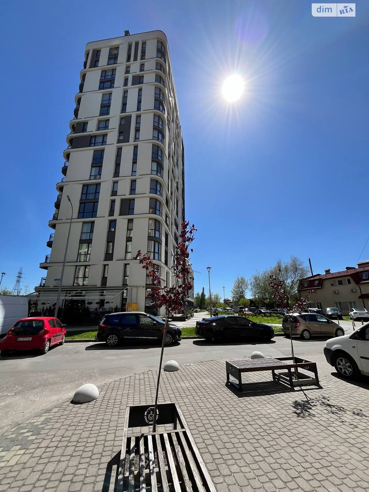 Продаж трикімнатної квартири в Львові, на вул. Пасічна 179, район Сихівський фото 1 Продаж трикімнатної квартири в Львові, на вул. Пасічна 179, район Сихівський фото 1