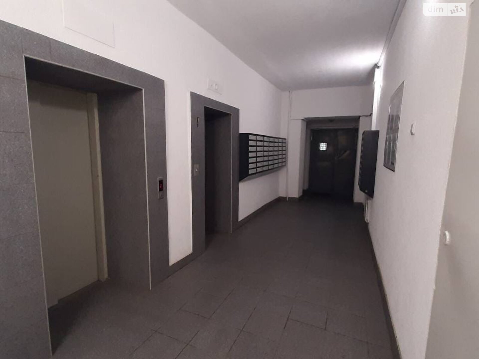 Продажа трехкомнатной квартиры в Львове, на ул. Сиховская, район Сыховский фото 1 Продажа трехкомнатной квартиры в Львове, на ул. Сиховская, район Сыховский фото 1