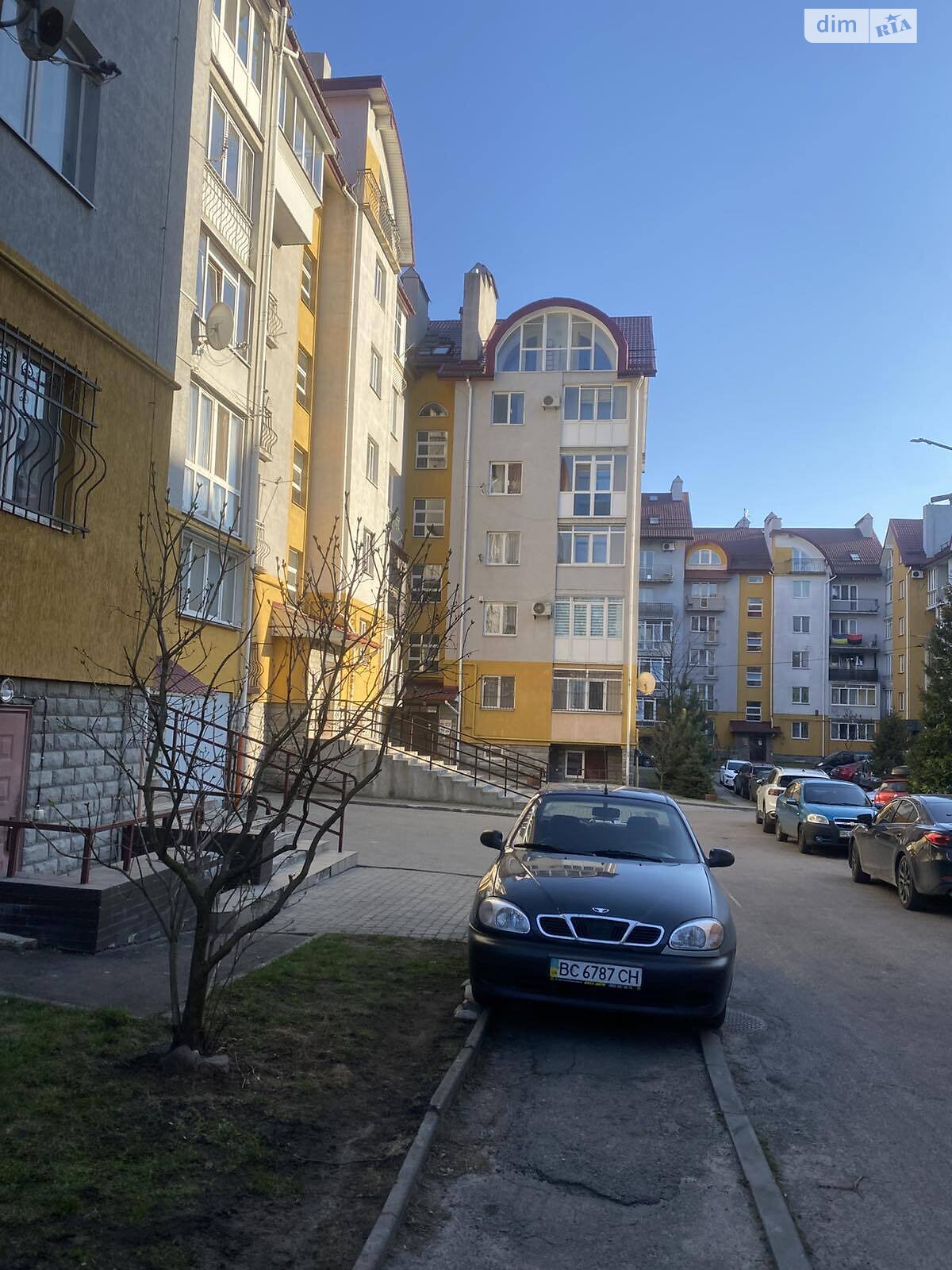Продажа трехкомнатной квартиры в Львове, на ул. Вашингтона Джорджа, район Сыховский фото 1 Продажа трехкомнатной квартиры в Львове, на ул. Вашингтона Джорджа, район Сыховский фото 1