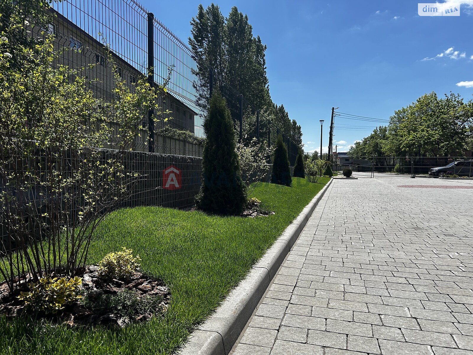 Продаж однокімнатної квартири в Львові, на вул. Володимира Навроцького 4, район Сихівський фото 1 Продаж однокімнатної квартири в Львові, на вул. Володимира Навроцького 4, район Сихівський фото 1