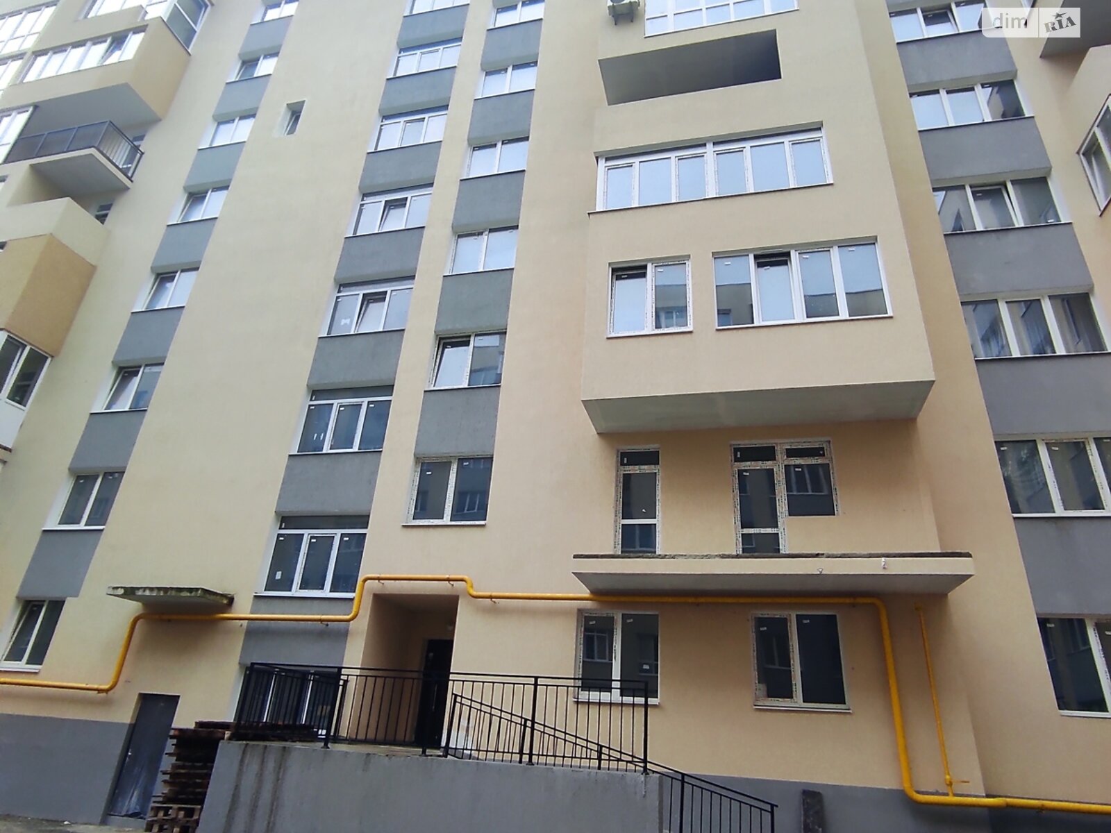 Продаж трикімнатної квартири в Львові, на вул. Вулецька 24А, район Сихівський фото 1 Продаж трикімнатної квартири в Львові, на вул. Вулецька 24А, район Сихівський фото 1