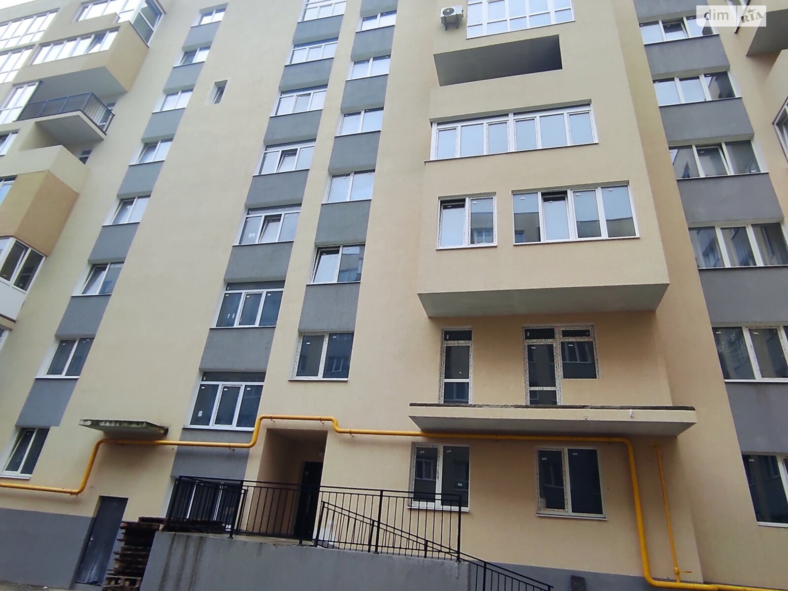 Продаж трикімнатної квартири в Львові, на вул. Вулецька 24А, район Сихівський фото 1 Продаж трикімнатної квартири в Львові, на вул. Вулецька 24А, район Сихівський фото 1