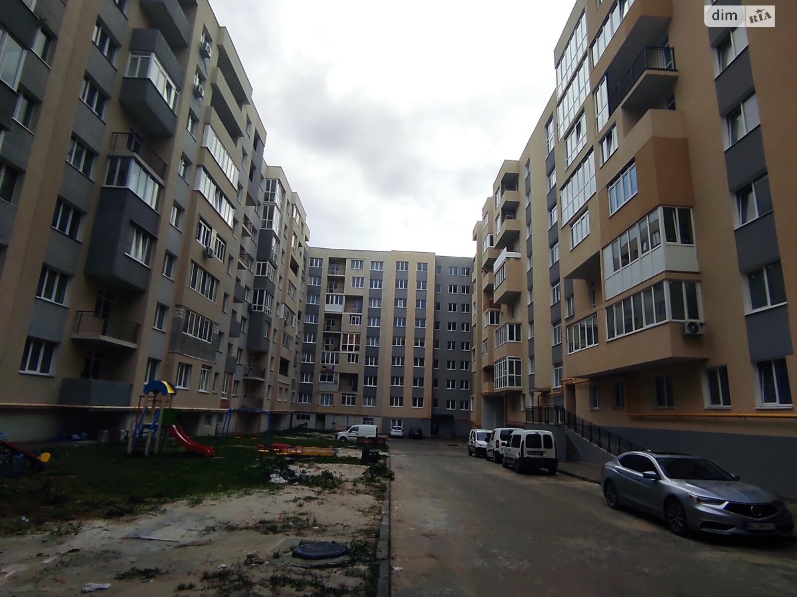 Продаж трикімнатної квартири в Львові, на вул. Вулецька 24А, район Сихівський фото 1 Продаж трикімнатної квартири в Львові, на вул. Вулецька 24А, район Сихівський фото 1