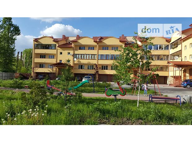 Продажа трехкомнатной квартиры в Львове, на Мікльоша Карла район Сыховский фото 1 Продажа трехкомнатной квартиры в Львове, на Мікльоша Карла район Сыховский фото 1
