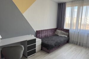 Продаж трикімнатної квартири в Львові, на вул. Зелена 281А, район Сихів фото 2