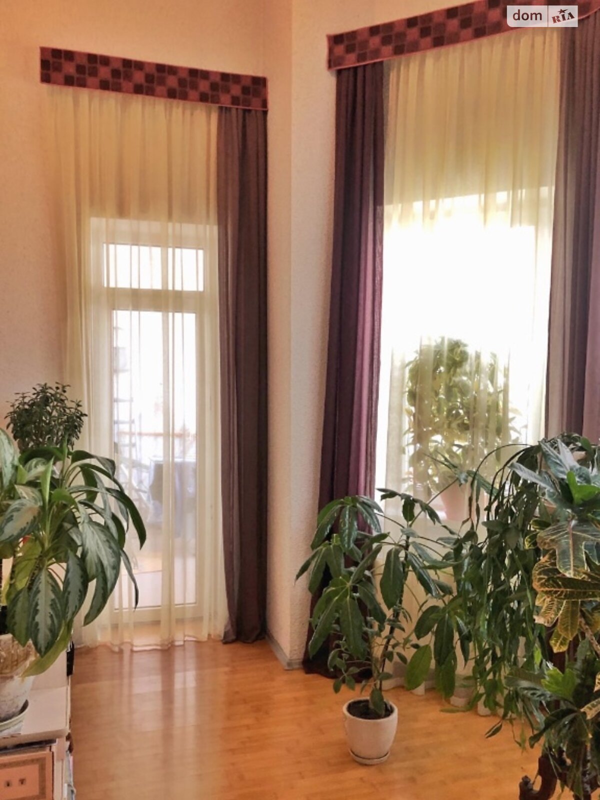 Продаж шестикімнатної квартири в Львові, на вул. Трильовського 25, район Сихівський фото 1 Продаж шестикімнатної квартири в Львові, на вул. Трильовського 25, район Сихівський фото 1