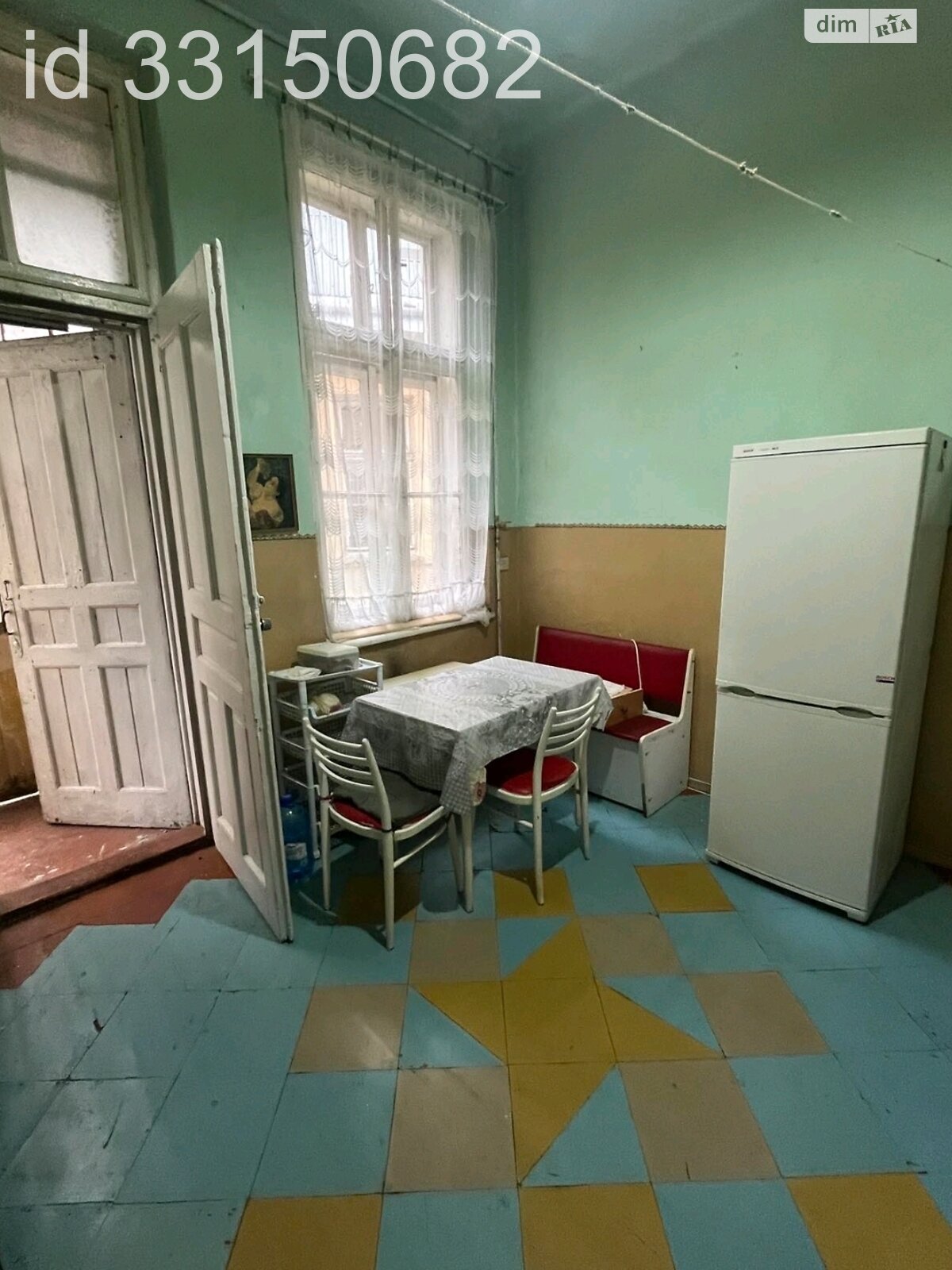 Продажа двухкомнатной квартиры в Львове, на ул. Бандеры Степана, район Центр фото 1 Продажа двухкомнатной квартиры в Львове, на ул. Бандеры Степана, район Центр фото 1