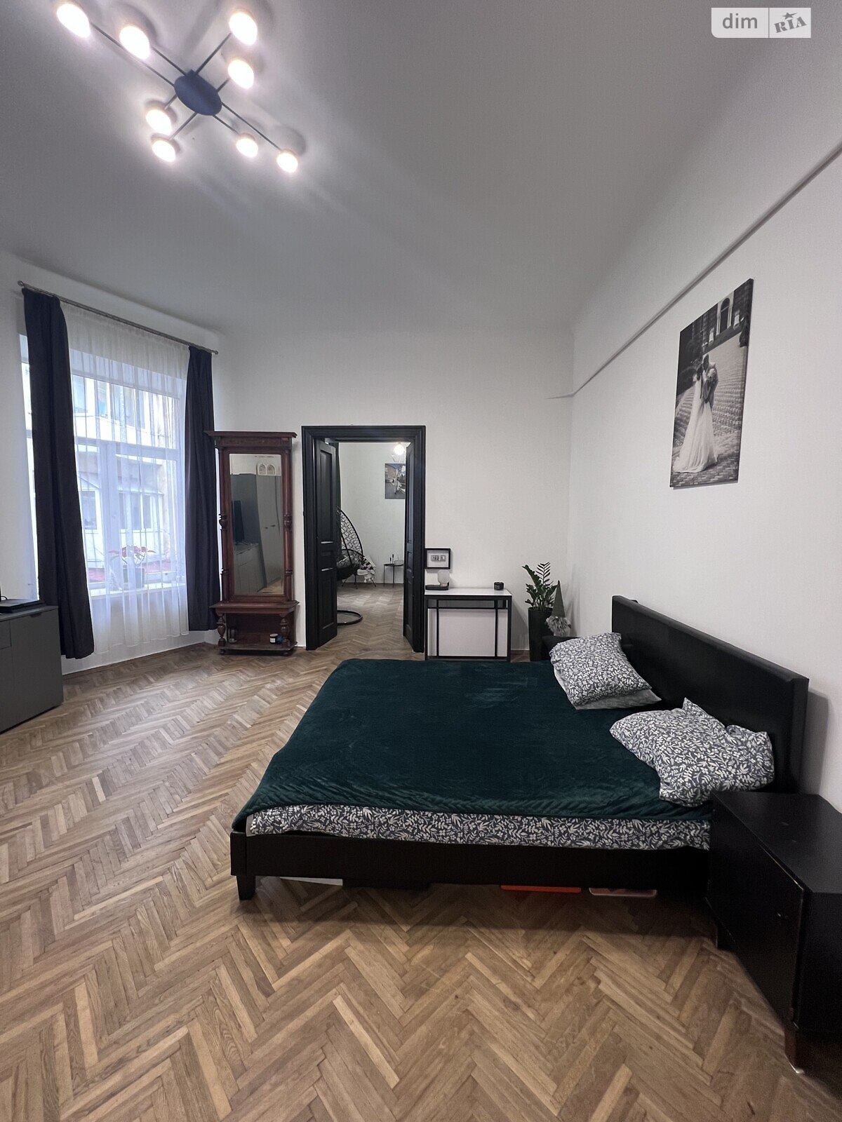 Продажа трехкомнатной квартиры в Львове, на ул. Дорошенко Петра 56, район Центр фото 1 Продажа трехкомнатной квартиры в Львове, на ул. Дорошенко Петра 56, район Центр фото 1