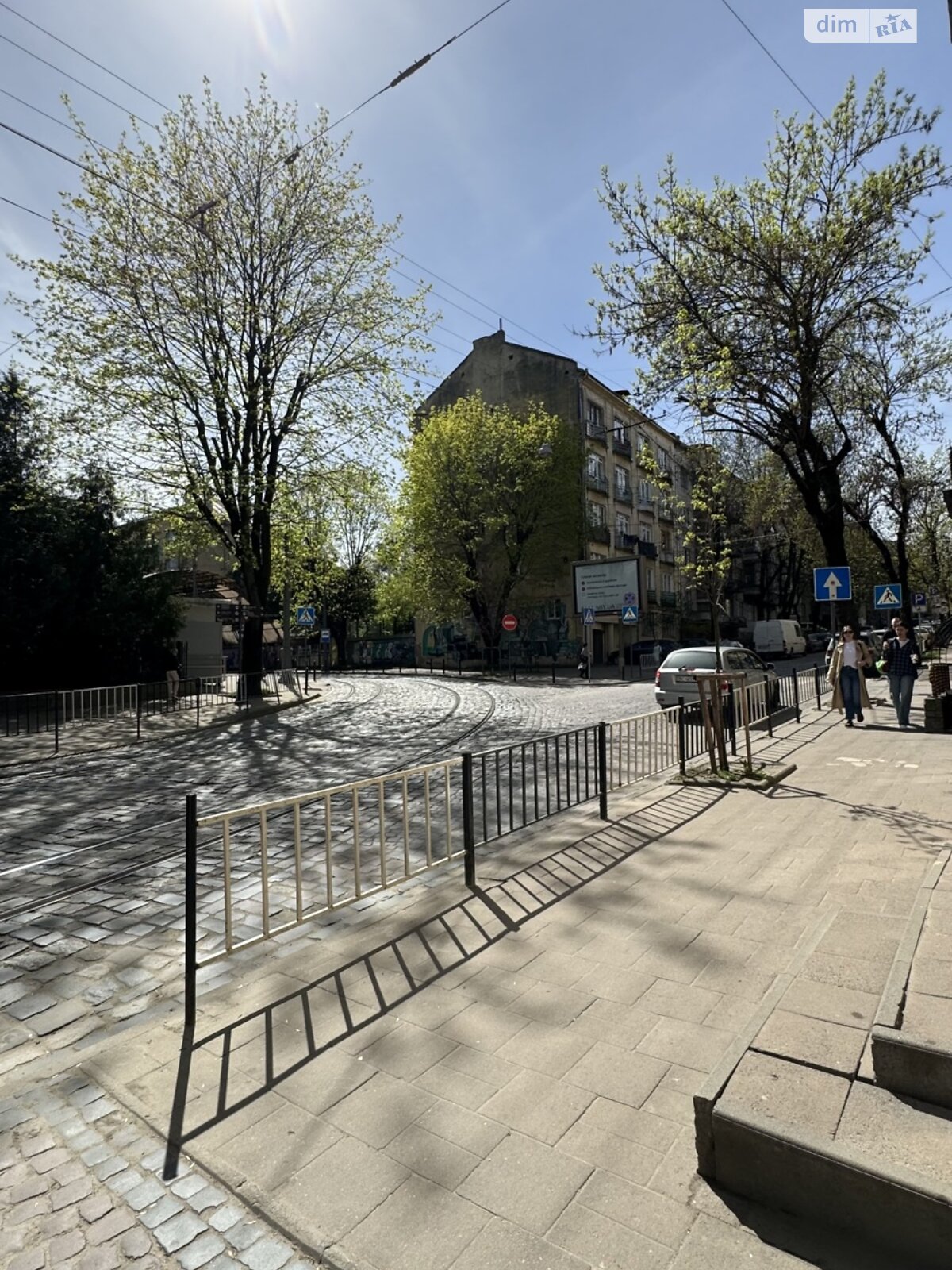 Продажа двухкомнатной квартиры в Львове, на ул. Дорошенко Петра, район Центр фото 1 Продажа двухкомнатной квартиры в Львове, на ул. Дорошенко Петра, район Центр фото 1