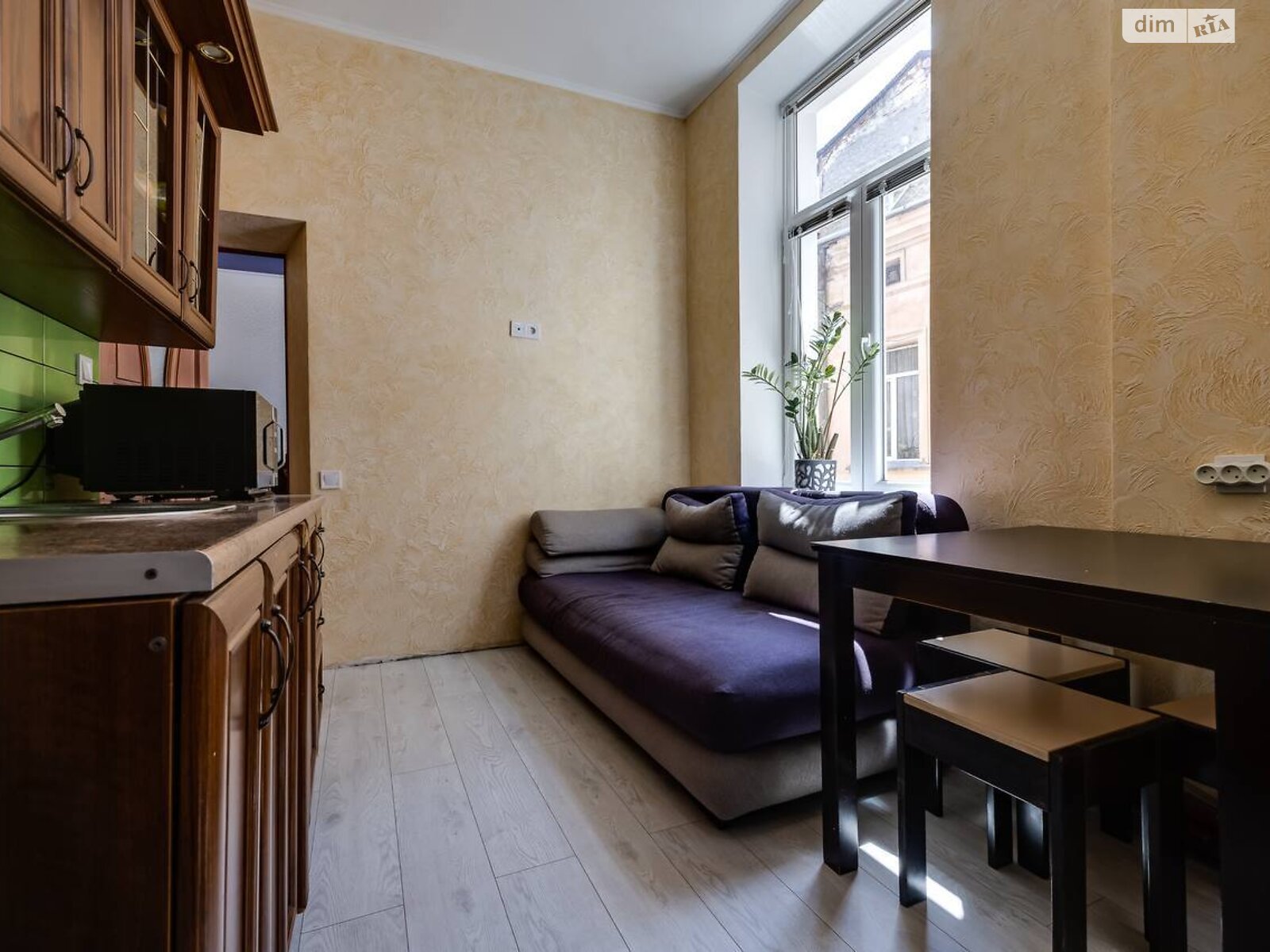 Продажа однокомнатной квартиры в Львове, на ул. Дорошенко Петра 17, район Центр фото 1 Продажа однокомнатной квартиры в Львове, на ул. Дорошенко Петра 17, район Центр фото 1