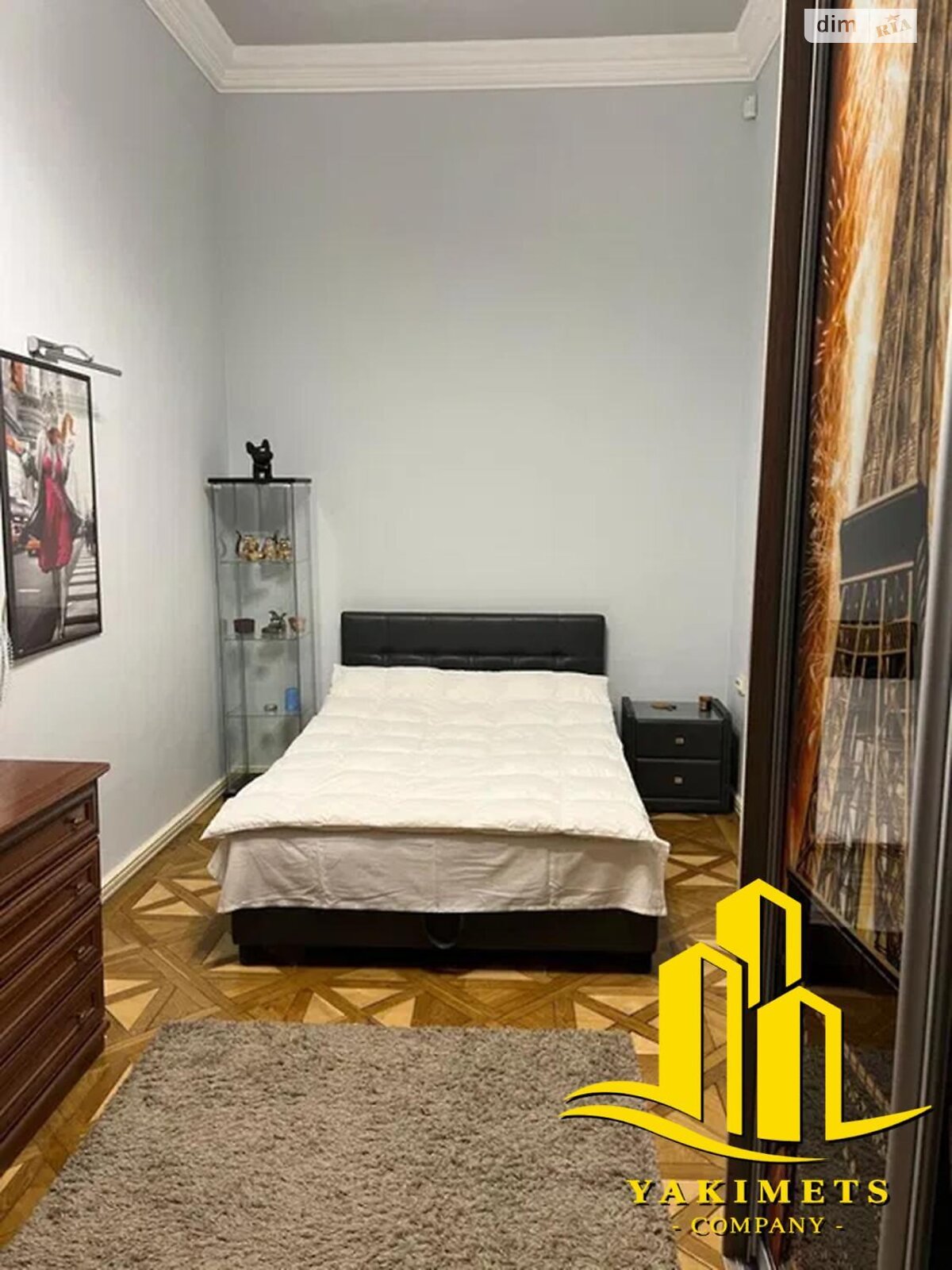 Продаж трикімнатної квартири в Львові, на вул. Дорошенка Петра 44, район Центр фото 1