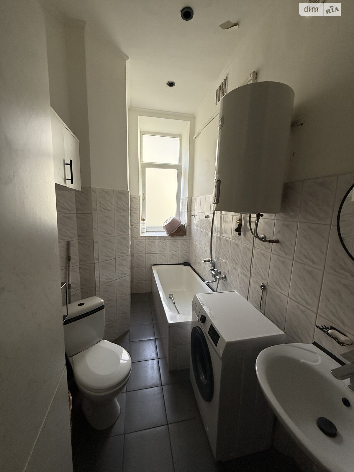 Продажа трехкомнатной квартиры в Львове, на ул. Дорошенко Петра 56, кв. 7, район Центр фото 1