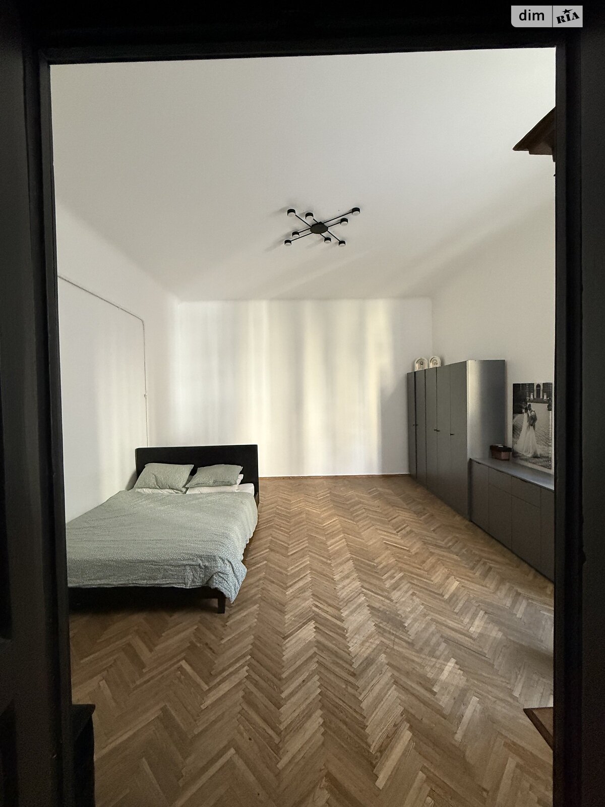 Продажа трехкомнатной квартиры в Львове, на ул. Дорошенко Петра 56, кв. 7, район Центр фото 1