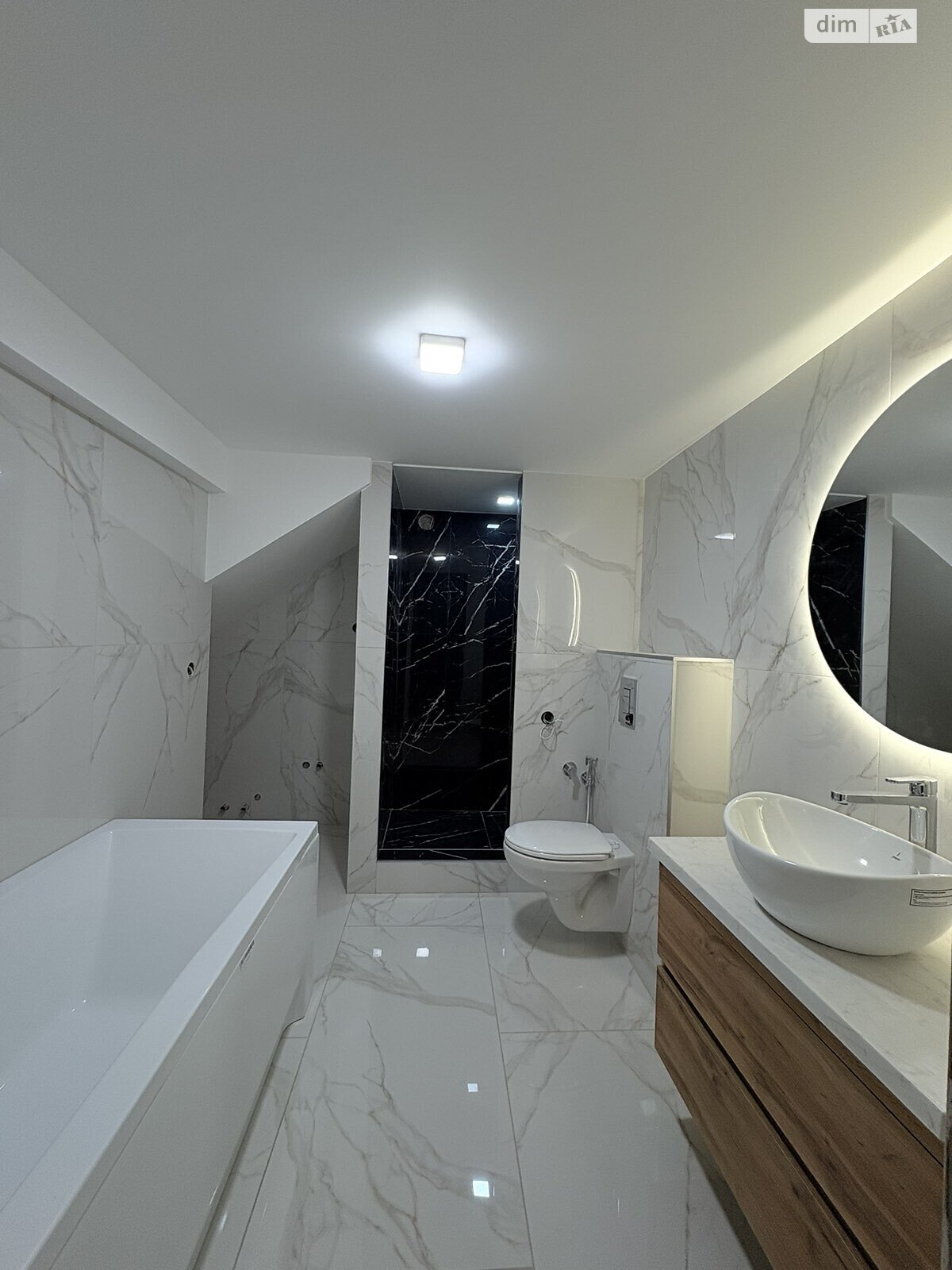 Продажа двухкомнатной квартиры в Львове, на ул. Дорошенко Петра, район Центр фото 1