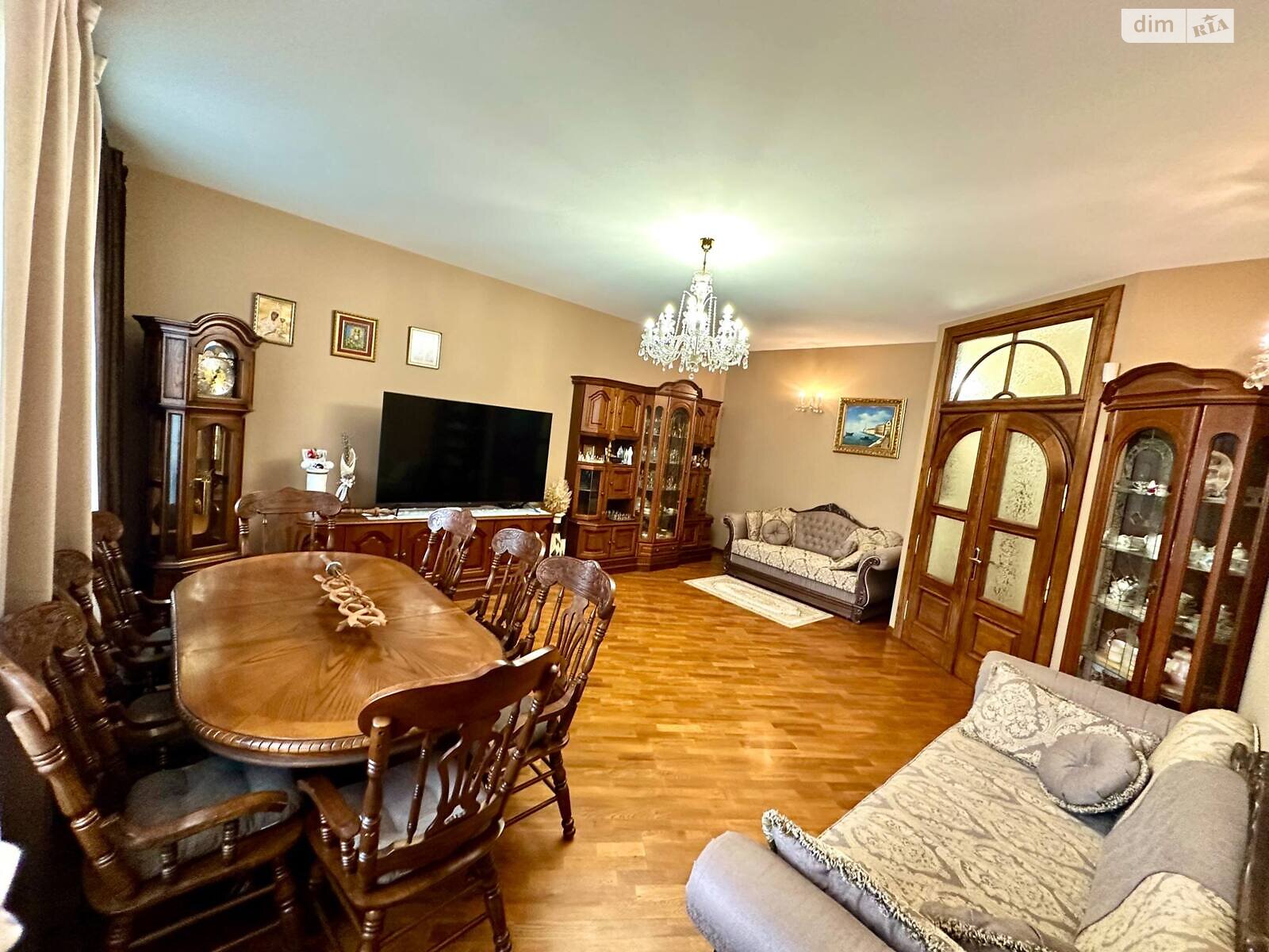 Продажа трехкомнатной квартиры в Львове, на ул. Драгоманова, район Центр фото 1