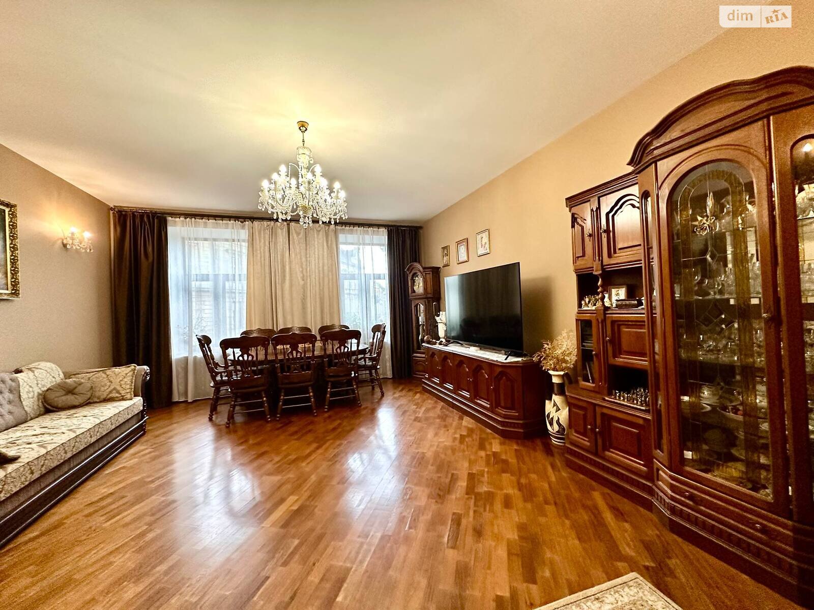 Продажа трехкомнатной квартиры в Львове, на ул. Драгоманова, район Центр фото 1