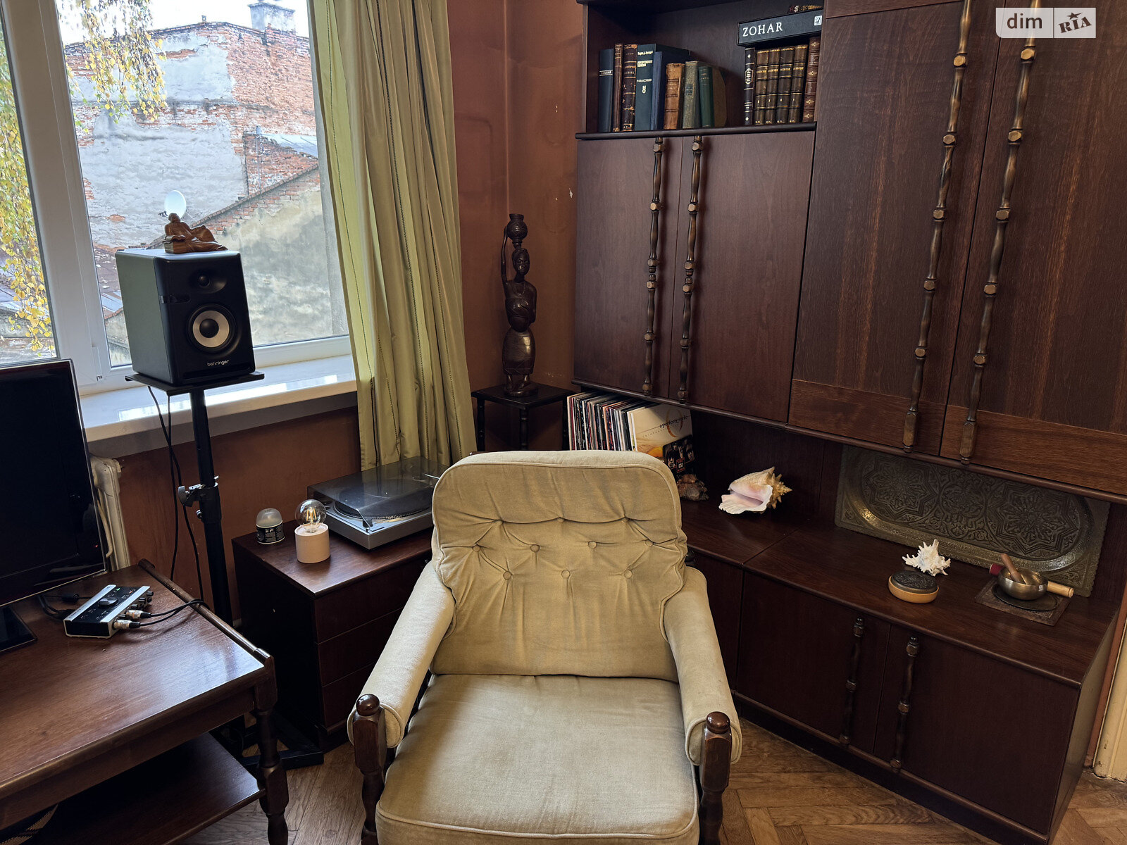 Продаж трикімнатної квартири в Львові, на вул. Дрогобича, район Центр фото 1 Продаж трикімнатної квартири в Львові, на вул. Дрогобича, район Центр фото 1