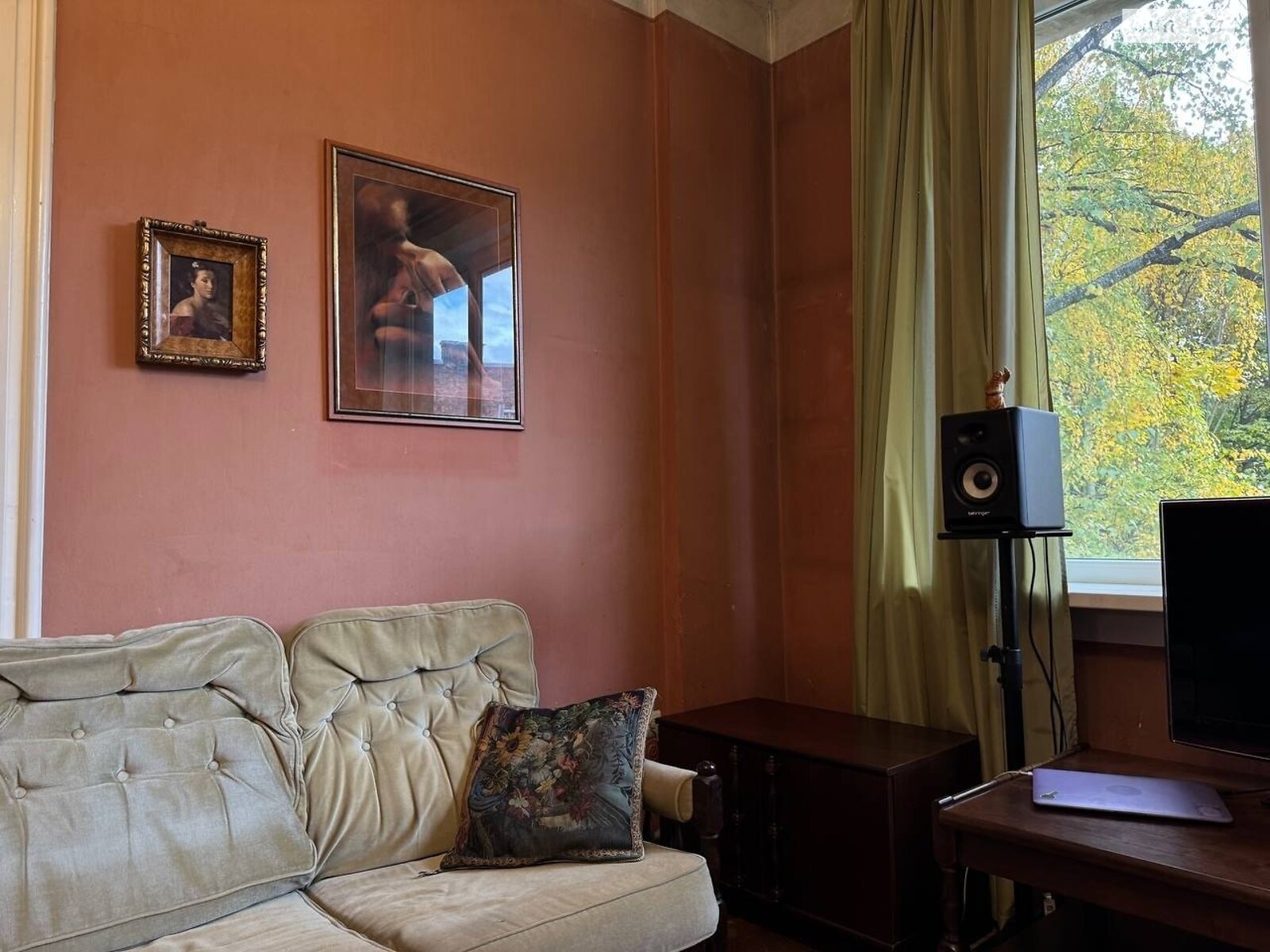 Продаж трикімнатної квартири в Львові, на вул. Дрогобича, район Центр фото 1 Продаж трикімнатної квартири в Львові, на вул. Дрогобича, район Центр фото 1