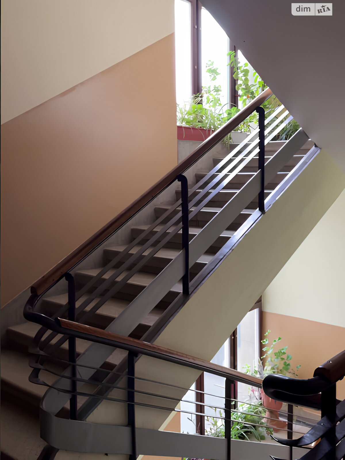 Продаж трикімнатної квартири в Львові, на вул. Дрогобича, район Центр фото 1 Продаж трикімнатної квартири в Львові, на вул. Дрогобича, район Центр фото 1