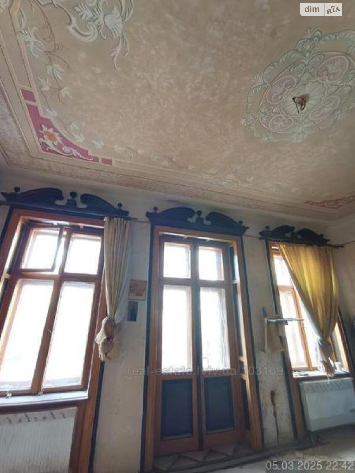 Продаж двокімнатної квартири в Львові, на пл. Франка Івана 40, район Центр фото 1 Продаж двокімнатної квартири в Львові, на пл. Франка Івана 40, район Центр фото 1