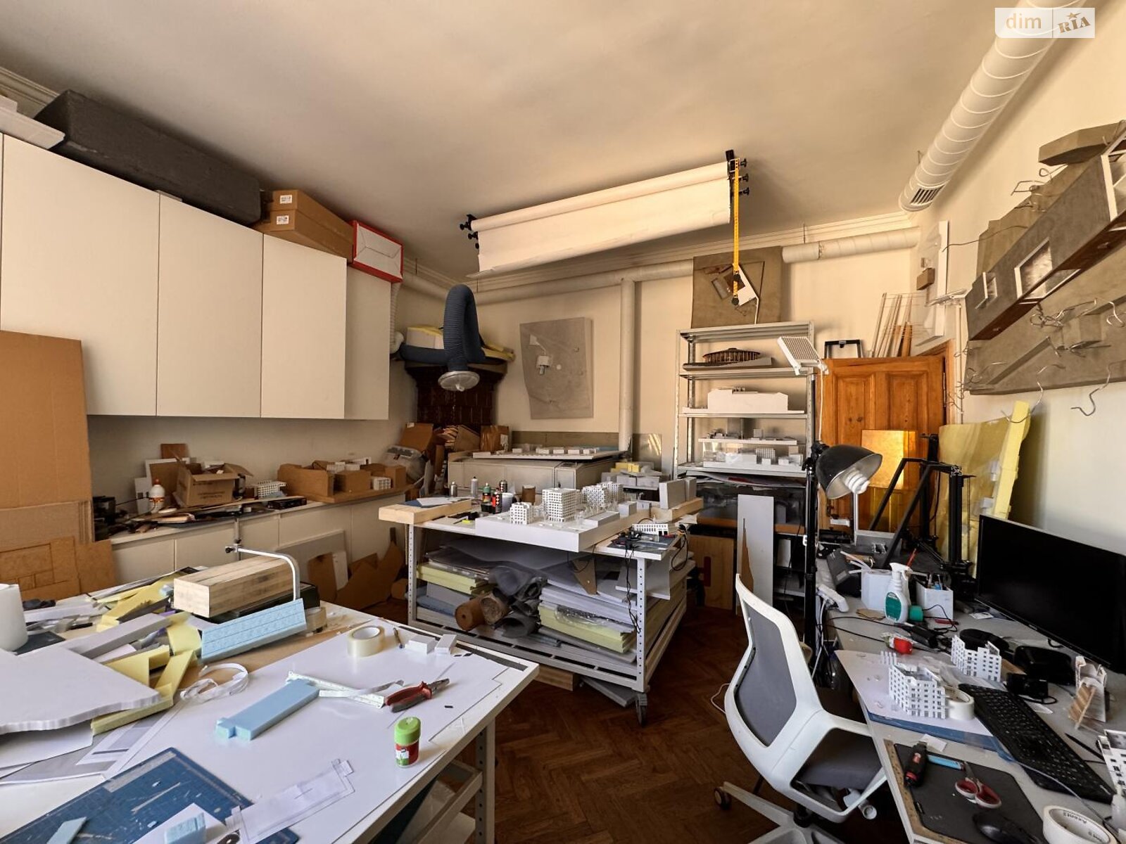 Продажа трехкомнатной квартиры в Львове, на пл. Франко Ивана, район Центр фото 1