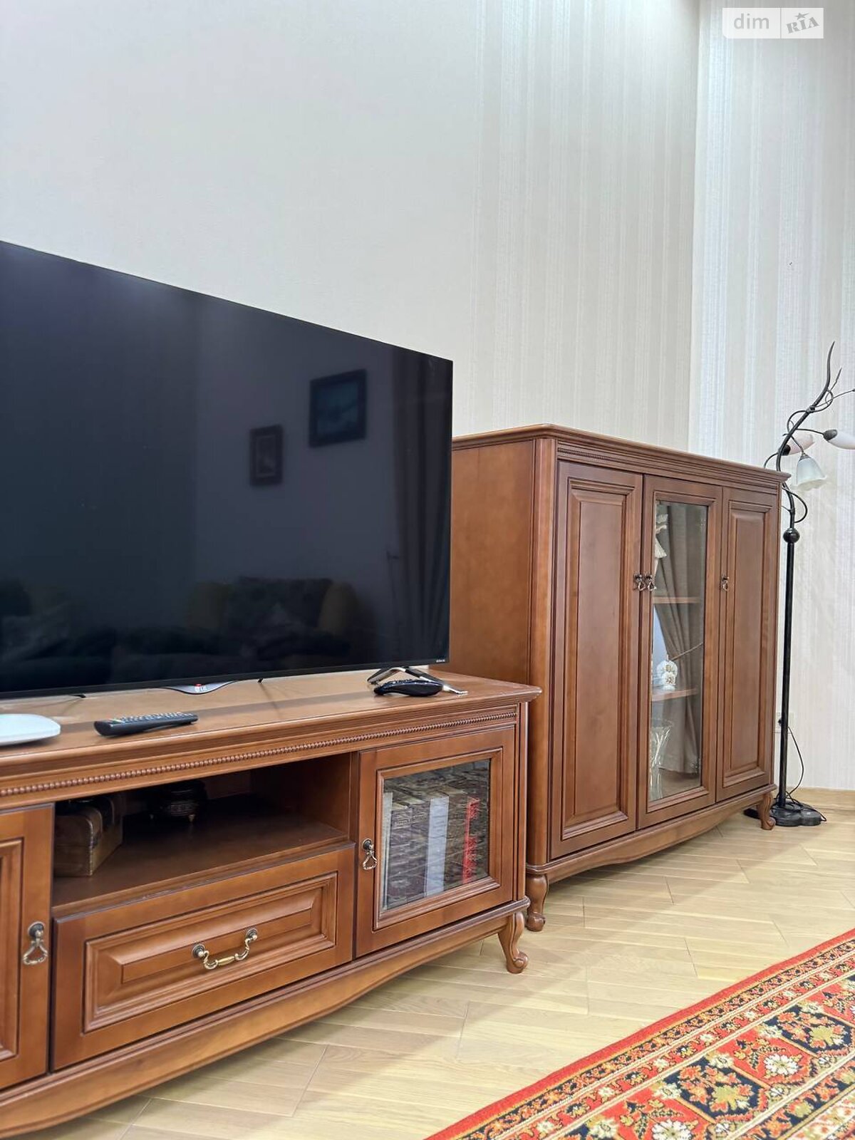 Продаж трикімнатної квартири в Львові, на вул. Франка Івана, район Центр фото 1