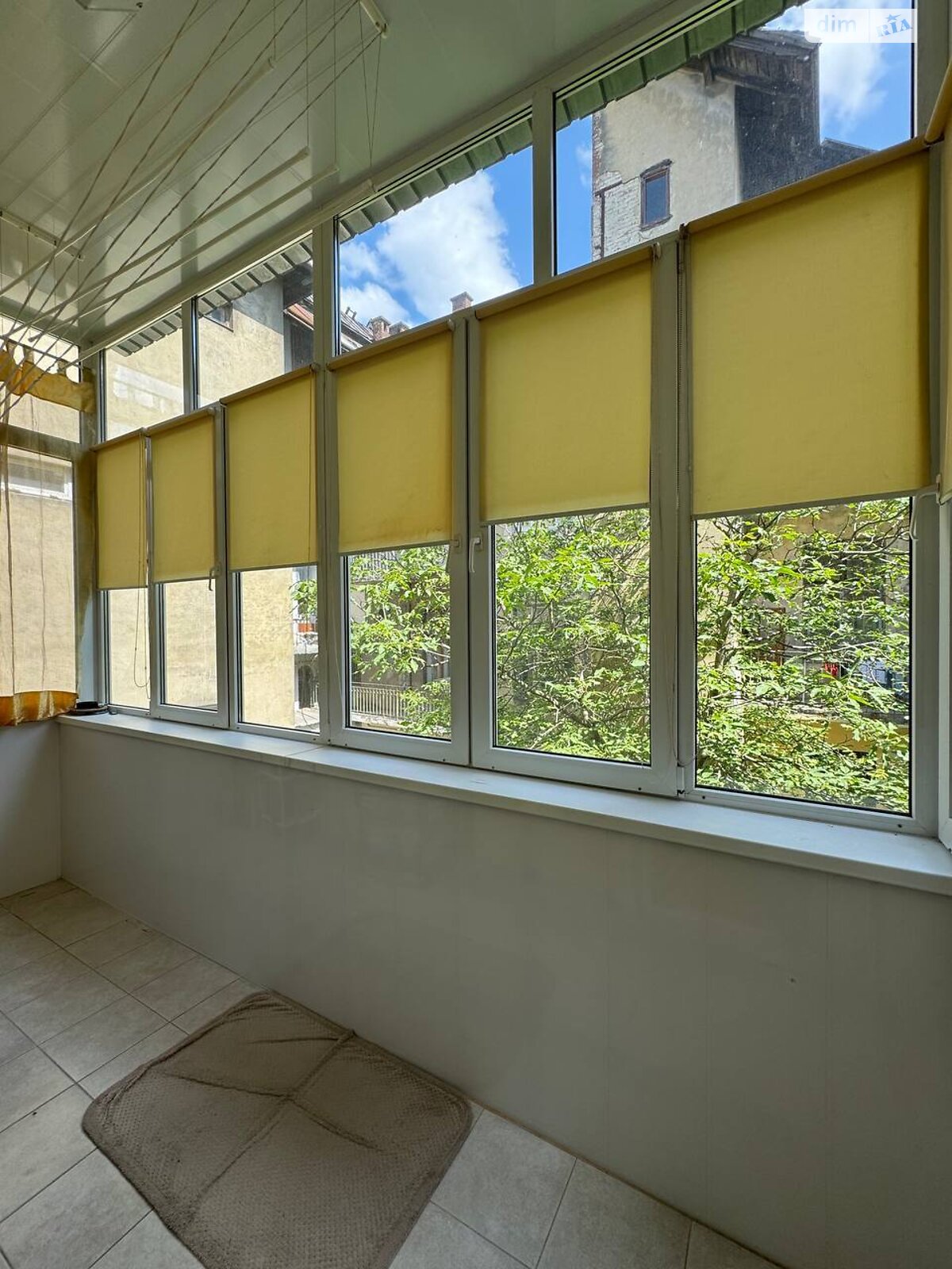 Продаж трикімнатної квартири в Львові, на вул. Франка Івана, район Центр фото 1