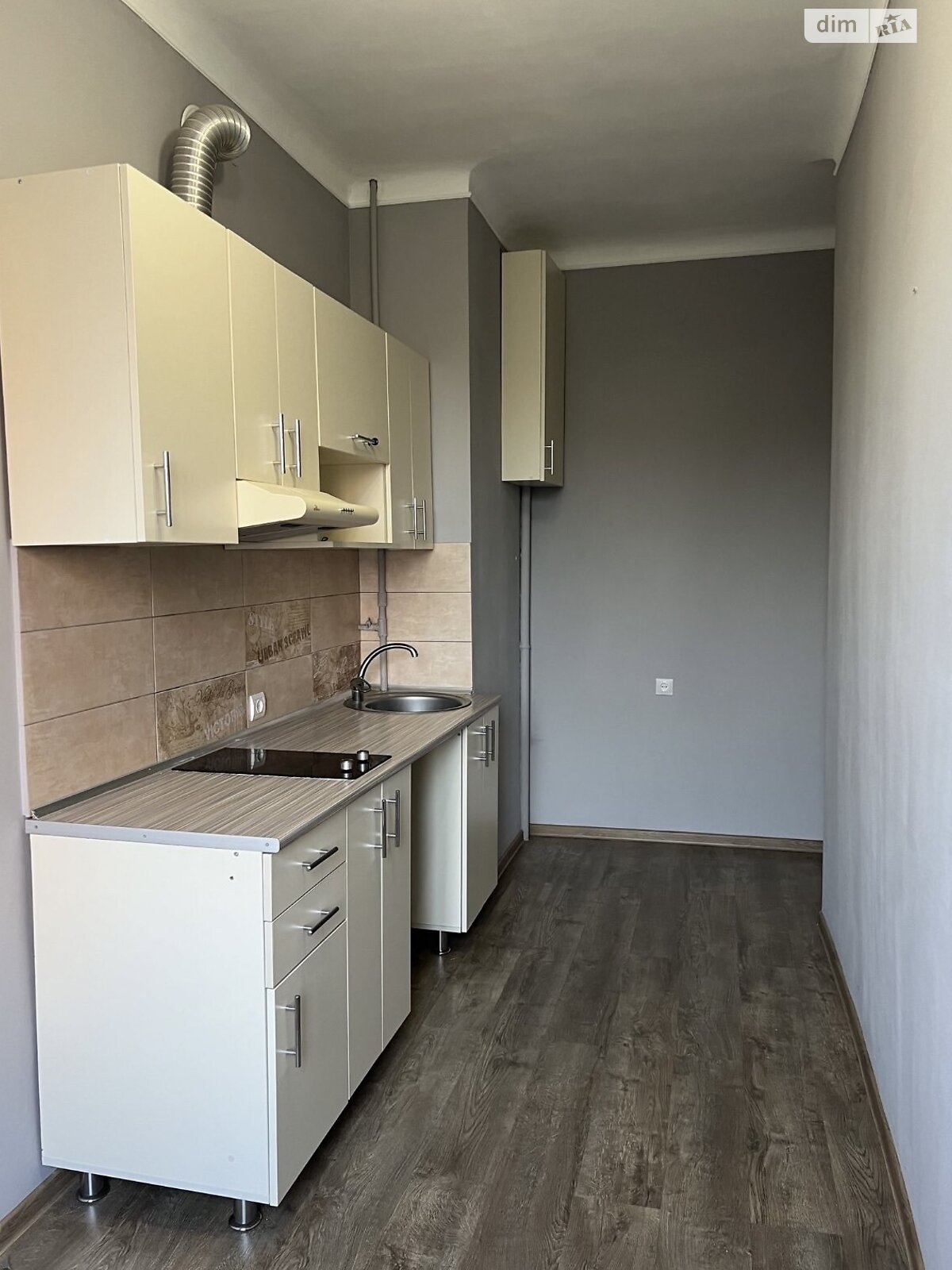 Продаж двокімнатної квартири в Львові, на вул. Гнатюка Академіка 3, район Центр фото 1 Продаж двокімнатної квартири в Львові, на вул. Гнатюка Академіка 3, район Центр фото 1