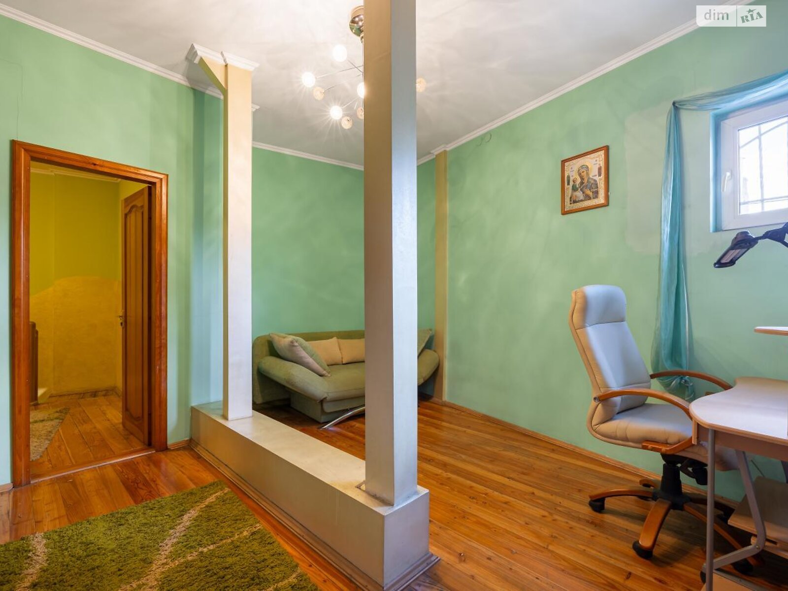 Продажа трехкомнатной квартиры в Львове, на ул. Гнатюка Академика 17, район Центр фото 1