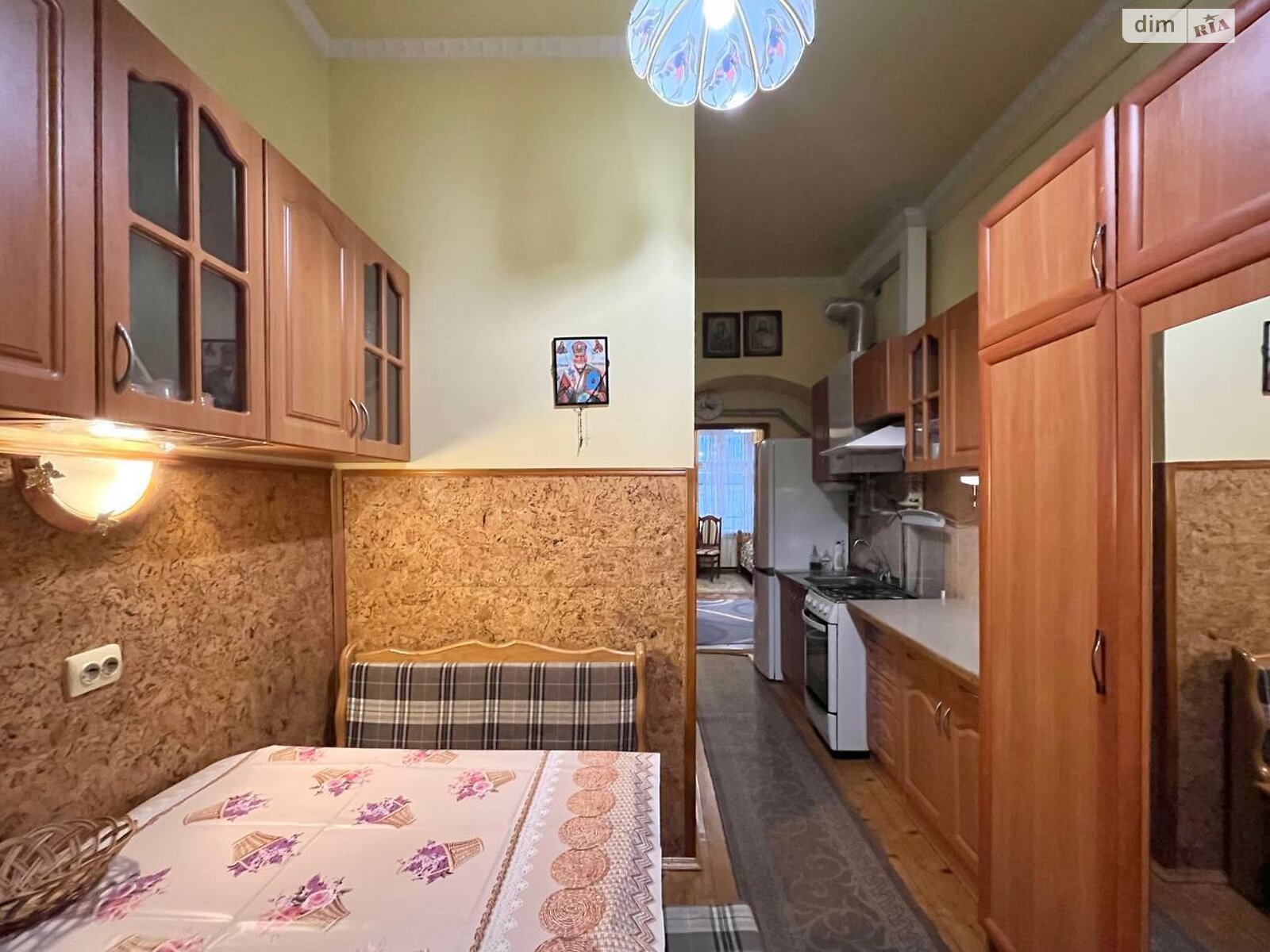 Продажа двухкомнатной квартиры в Львове, на ул. Хмельницкого Богдана 49, район Центр фото 1