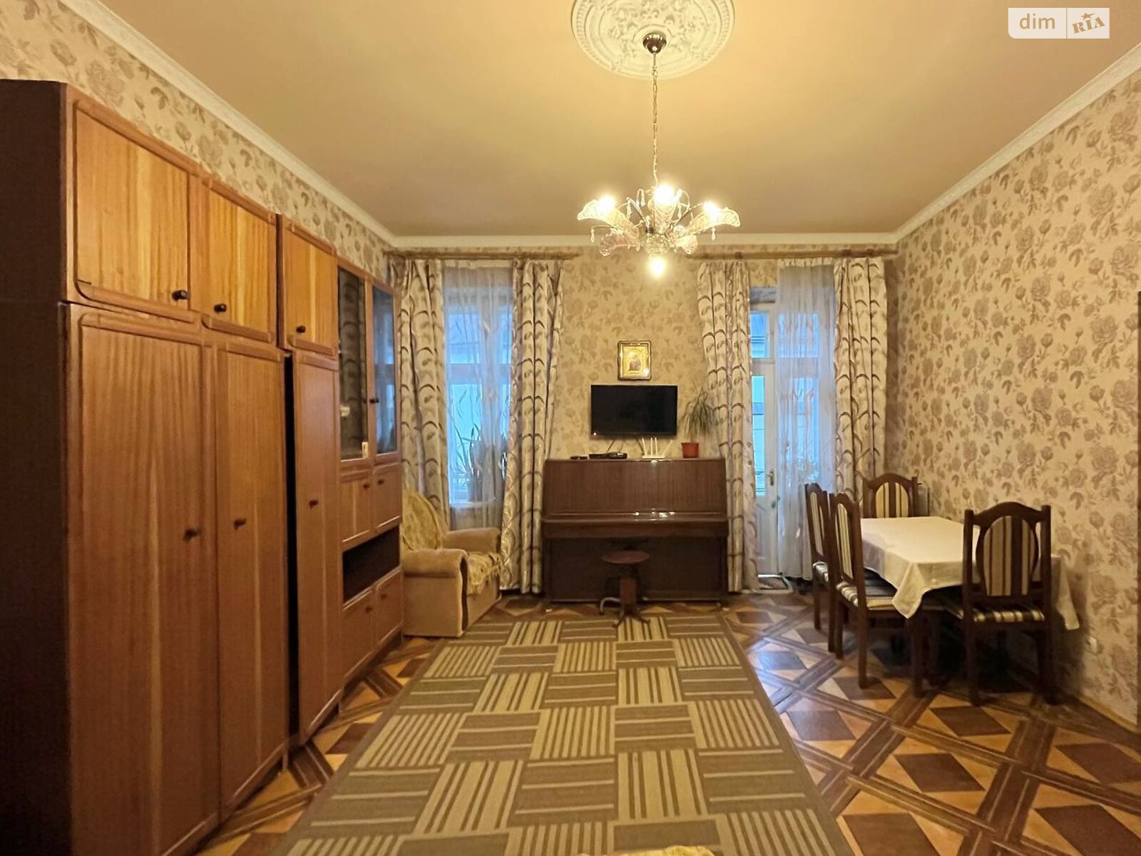 Продажа двухкомнатной квартиры в Львове, на ул. Хмельницкого Богдана 49, район Центр фото 1