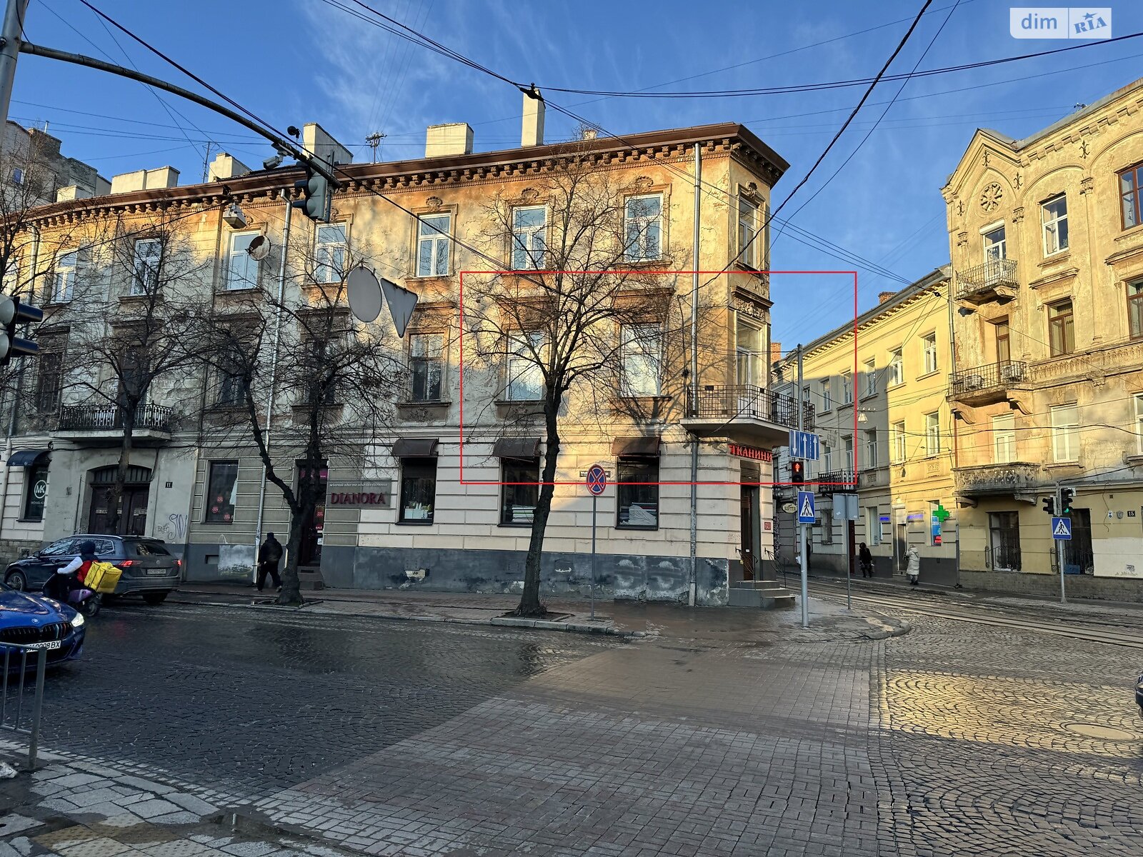 Продажа трехкомнатной квартиры в Львове, на ул. Князя Романа 11, район Центр фото 1 Продажа трехкомнатной квартиры в Львове, на ул. Князя Романа 11, район Центр фото 1