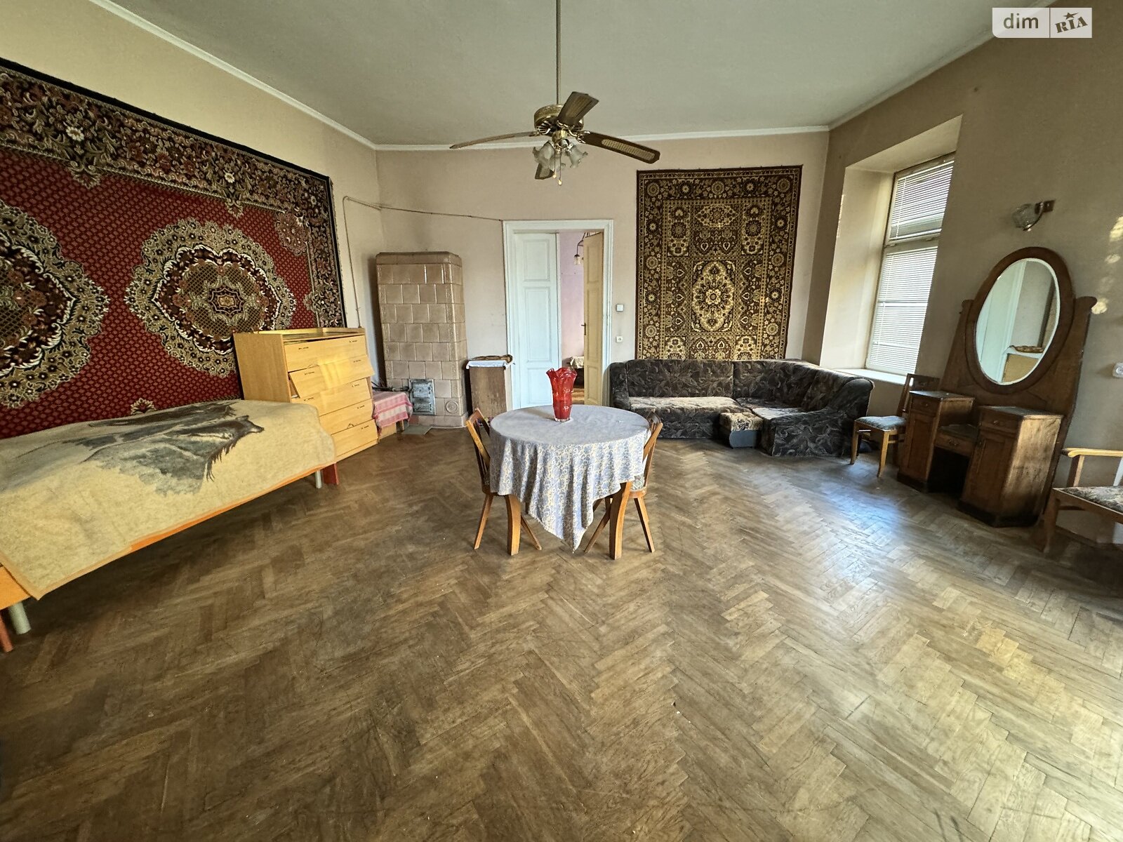 Продажа трехкомнатной квартиры в Львове, на ул. Князя Романа 11, район Центр фото 1 Продажа трехкомнатной квартиры в Львове, на ул. Князя Романа 11, район Центр фото 1