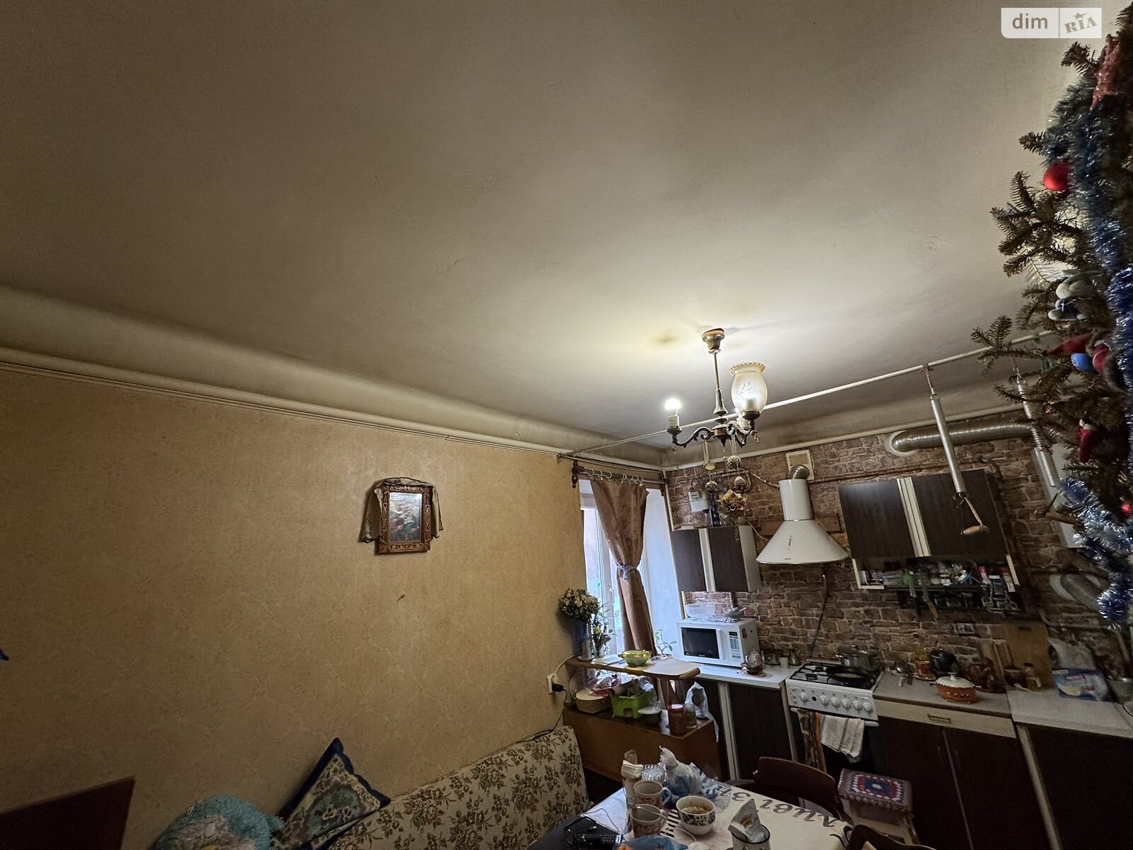 Продажа трехкомнатной квартиры в Львове, на ул. Князя Романа 16, район Центр фото 1