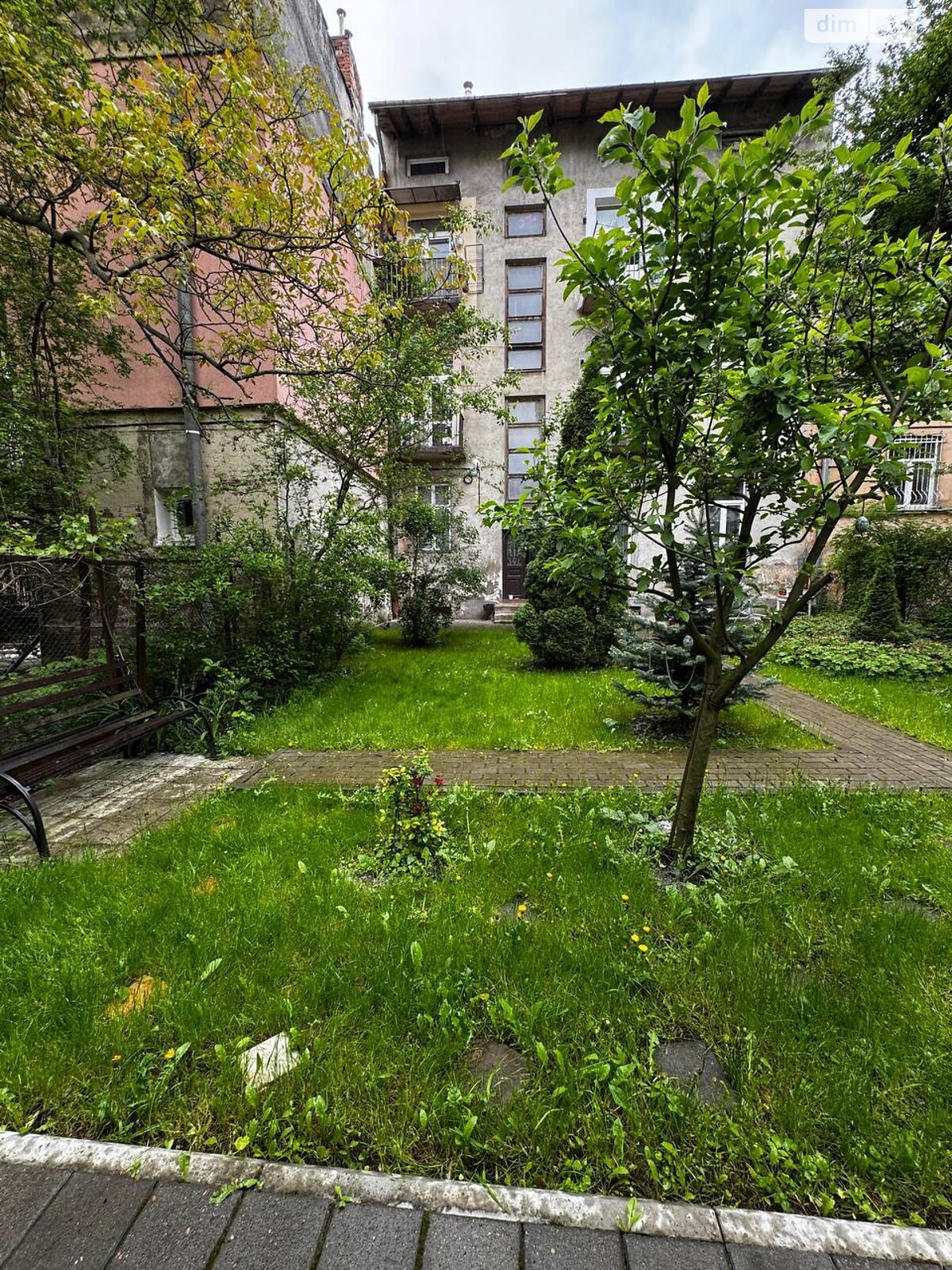 Продажа двухкомнатной квартиры в Львове, на ул. Кобылянской 16, район Центр фото 1 Продажа двухкомнатной квартиры в Львове, на ул. Кобылянской 16, район Центр фото 1
