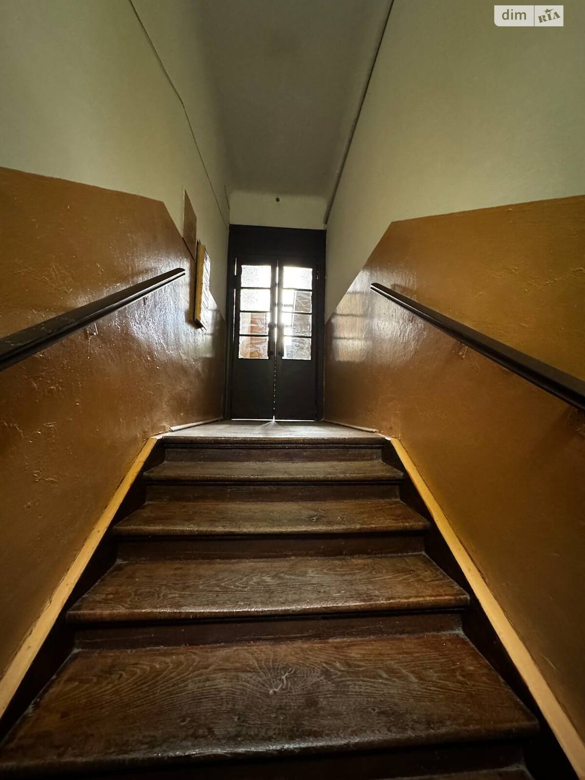 Продажа двухкомнатной квартиры в Львове, на ул. Кобылянской 16, район Центр фото 1 Продажа двухкомнатной квартиры в Львове, на ул. Кобылянской 16, район Центр фото 1