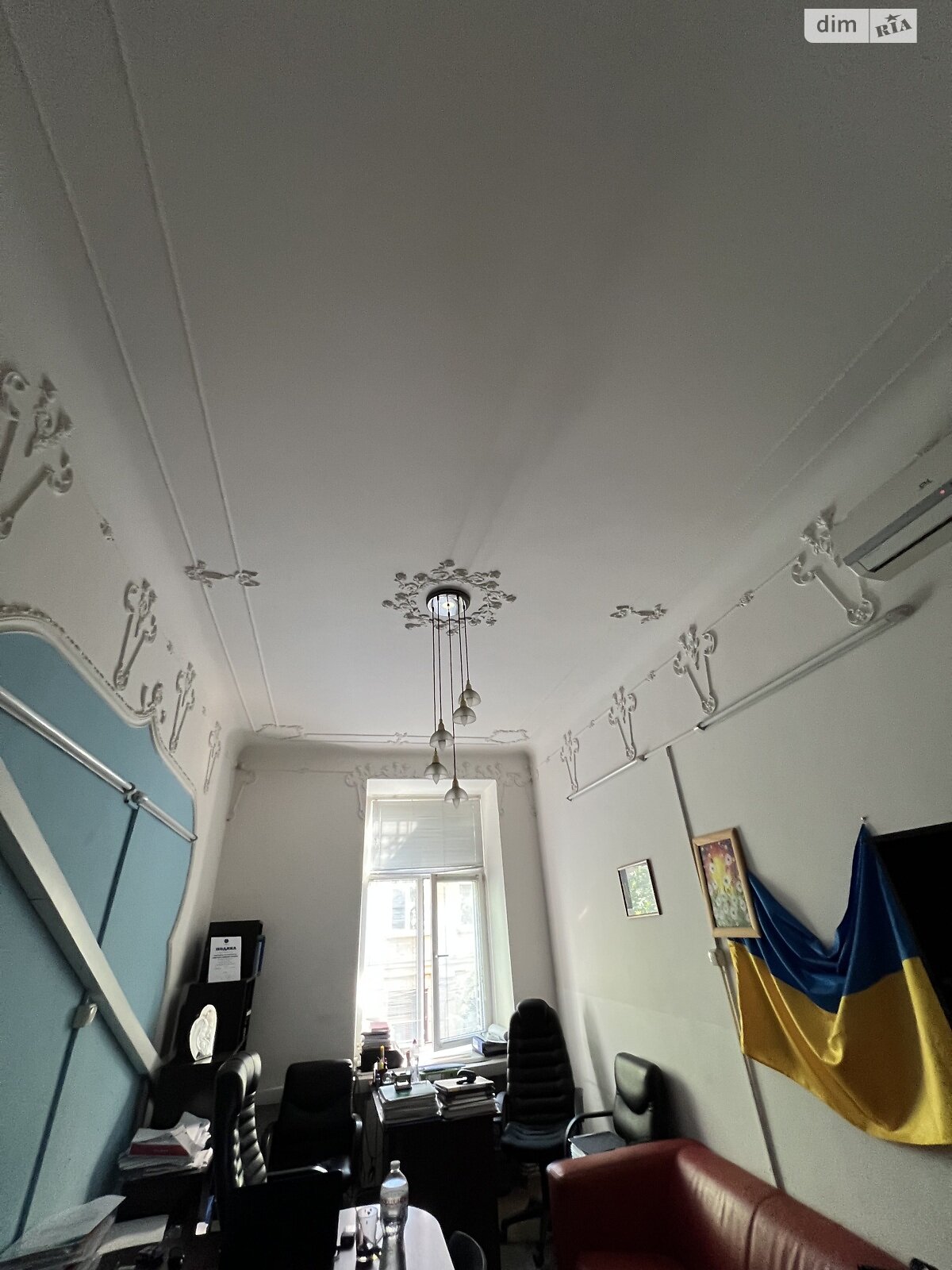 Продажа трехкомнатной квартиры в Львове, на ул. Коцюбинского, район Центр фото 1 Продажа трехкомнатной квартиры в Львове, на ул. Коцюбинского, район Центр фото 1